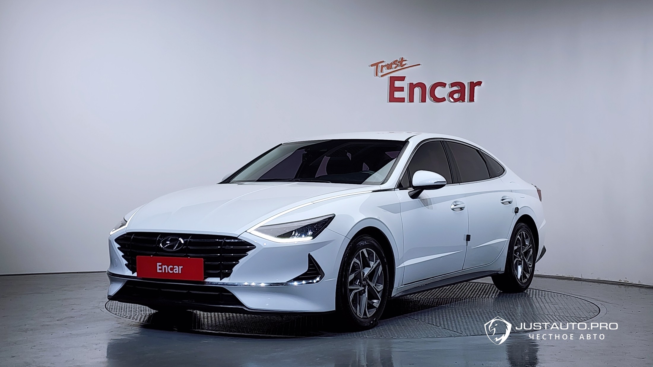 Автомобиль Hyundai Sonata