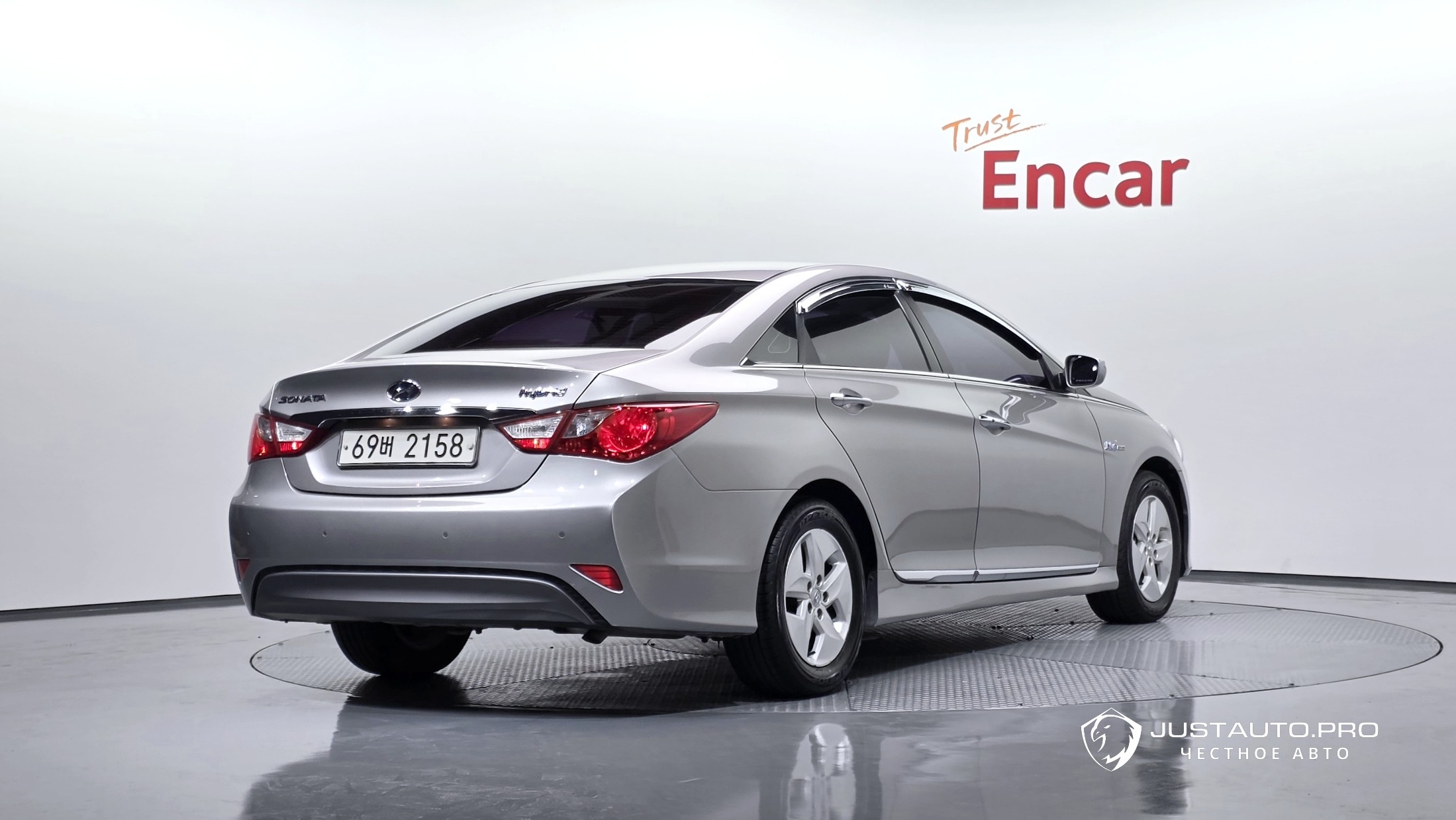 Автомобиль Hyundai Sonata