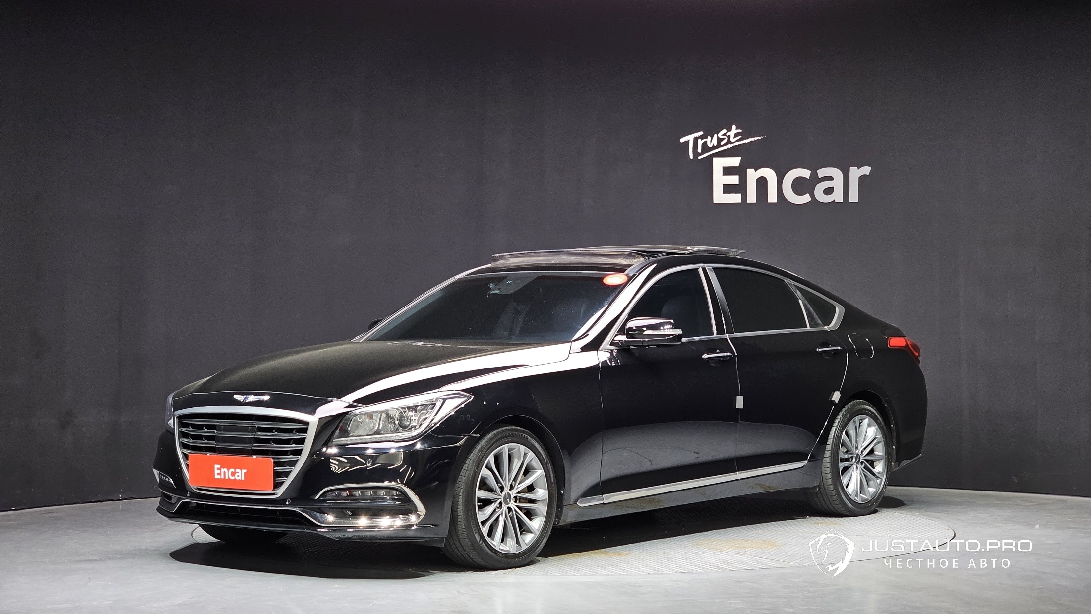 Автомобиль Hyundai Genesis