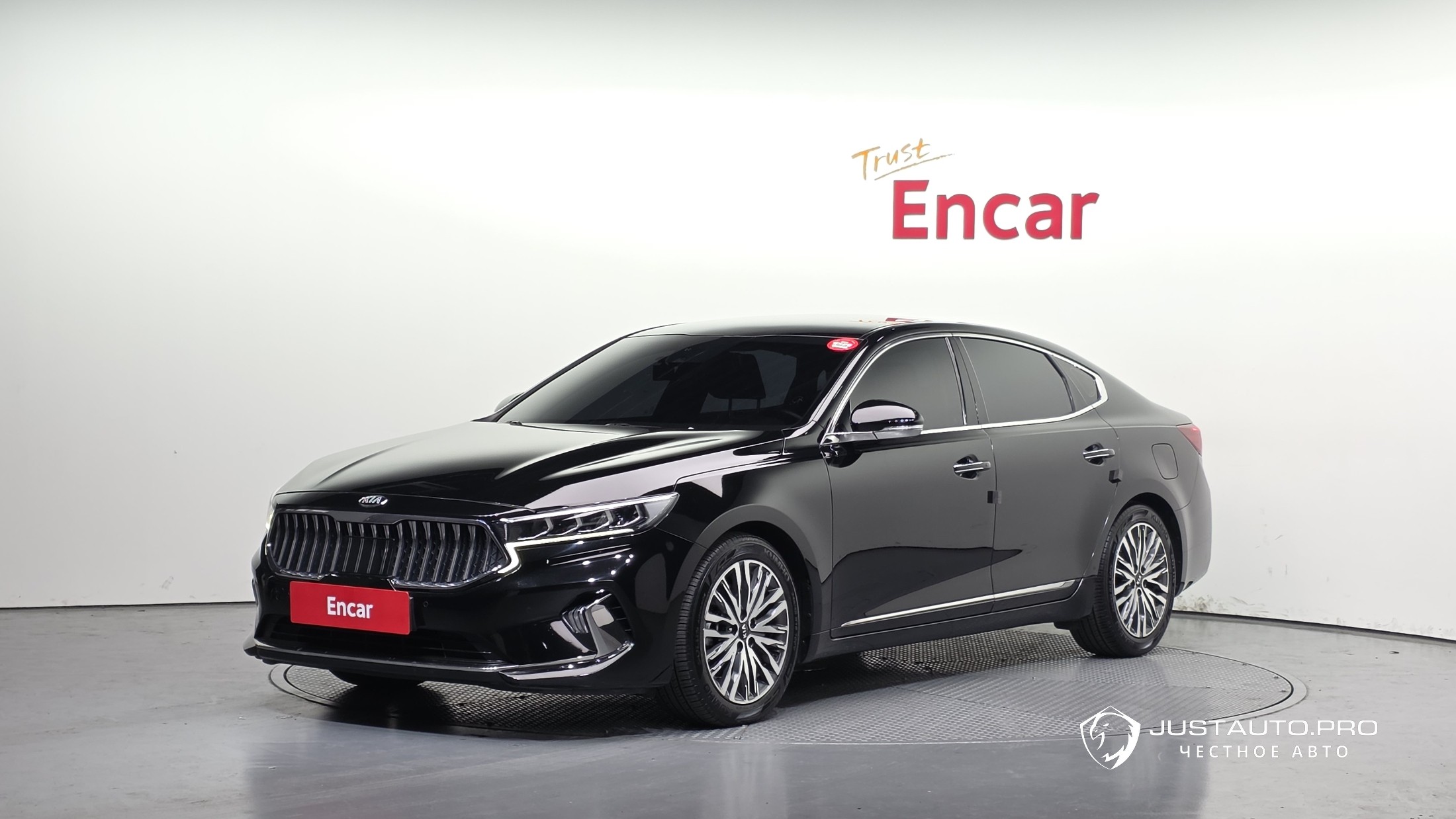 Автомобиль Kia K7