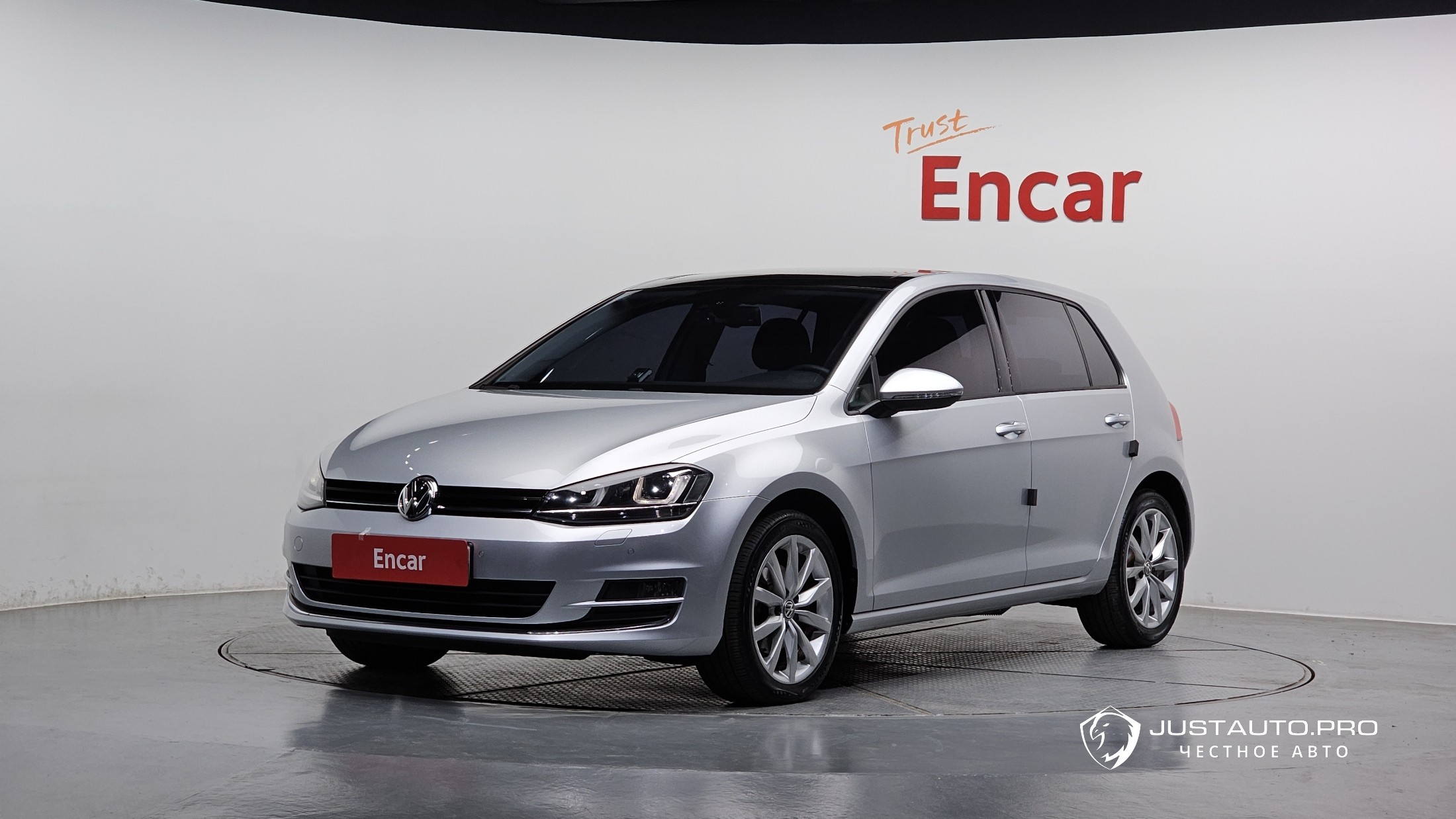 Автомобиль Volkswagen Golf