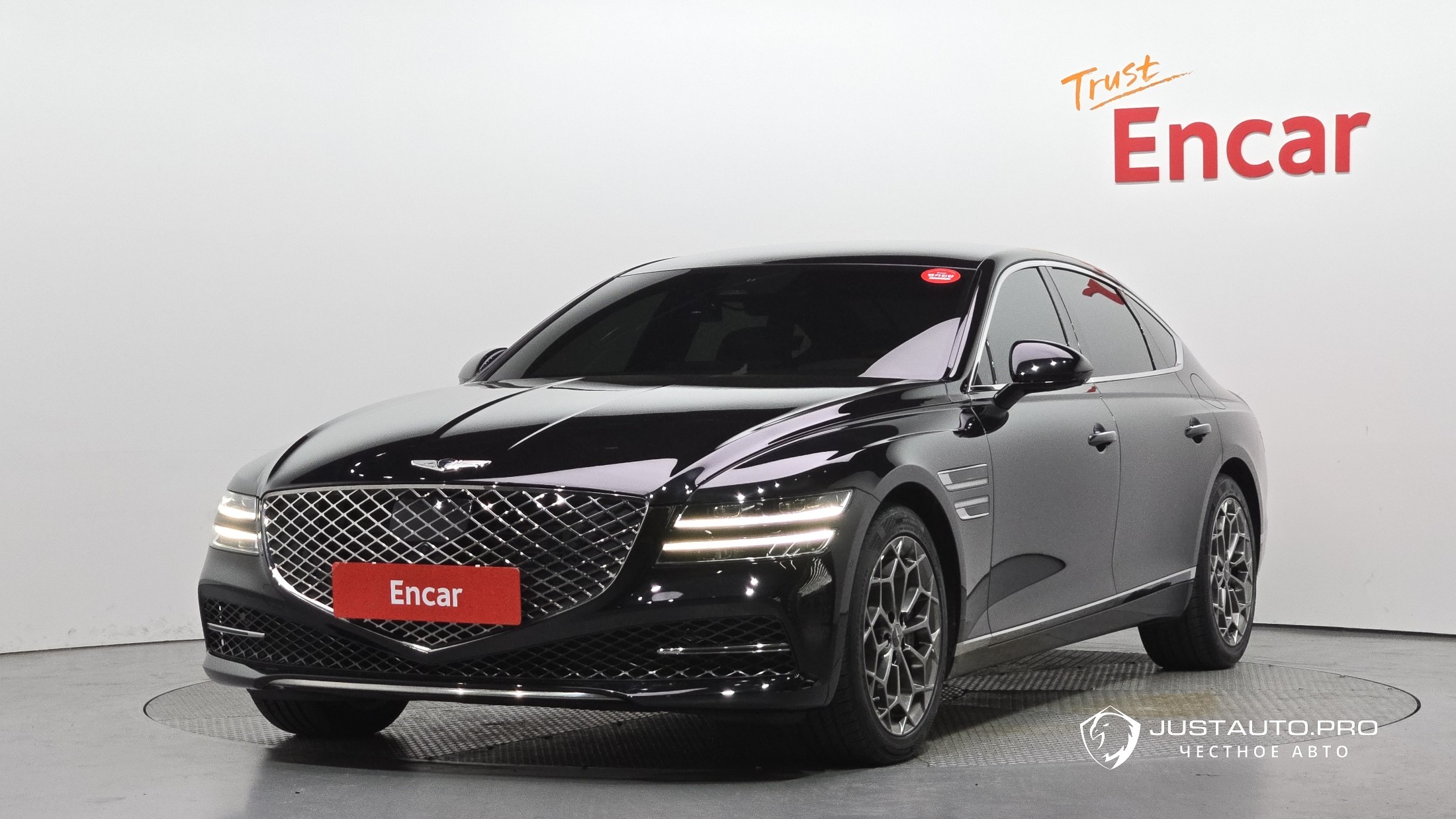Автомобиль Genesis G80