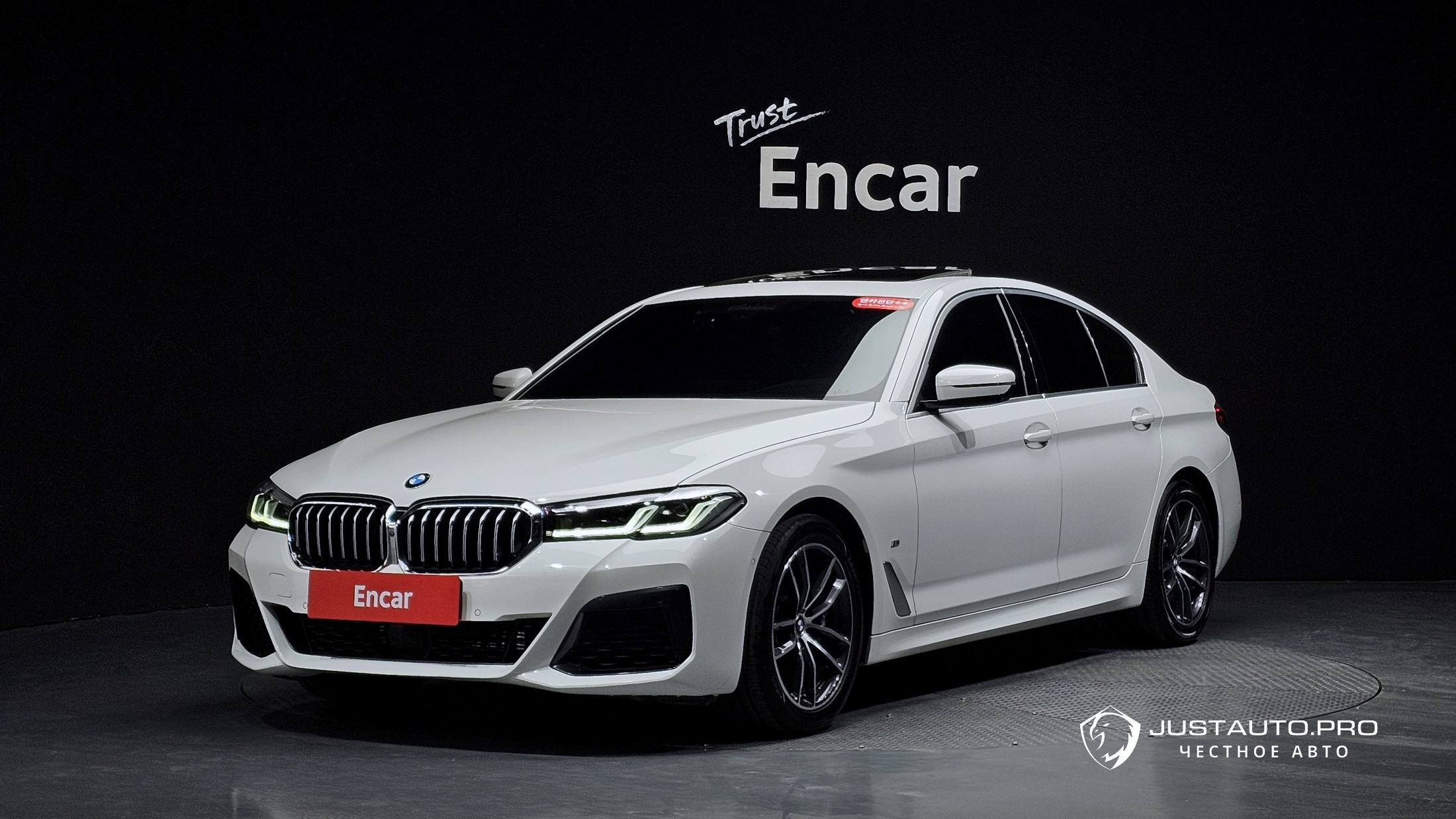 Автомобиль BMW 5-Series