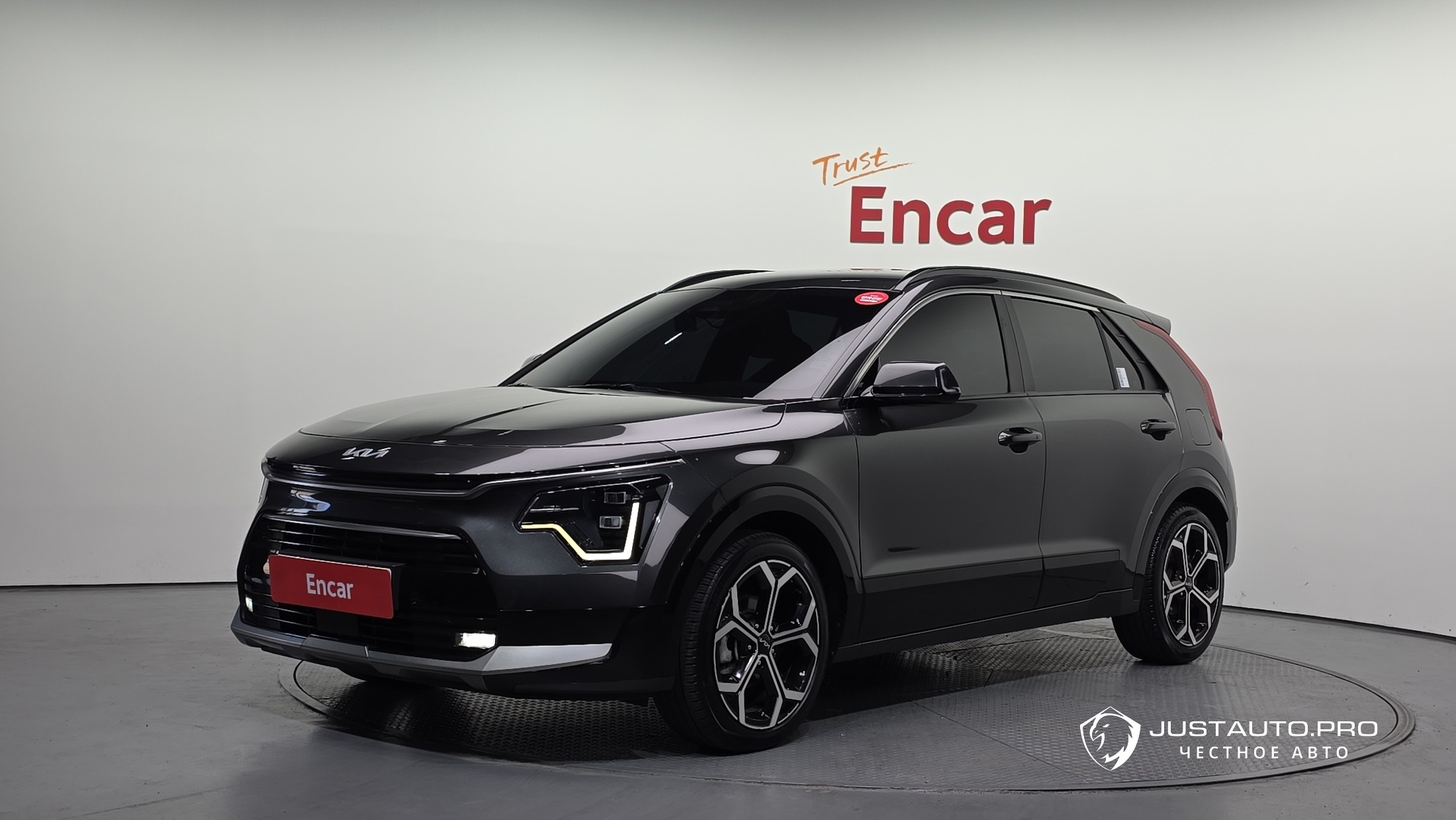 Автомобиль Kia Niro