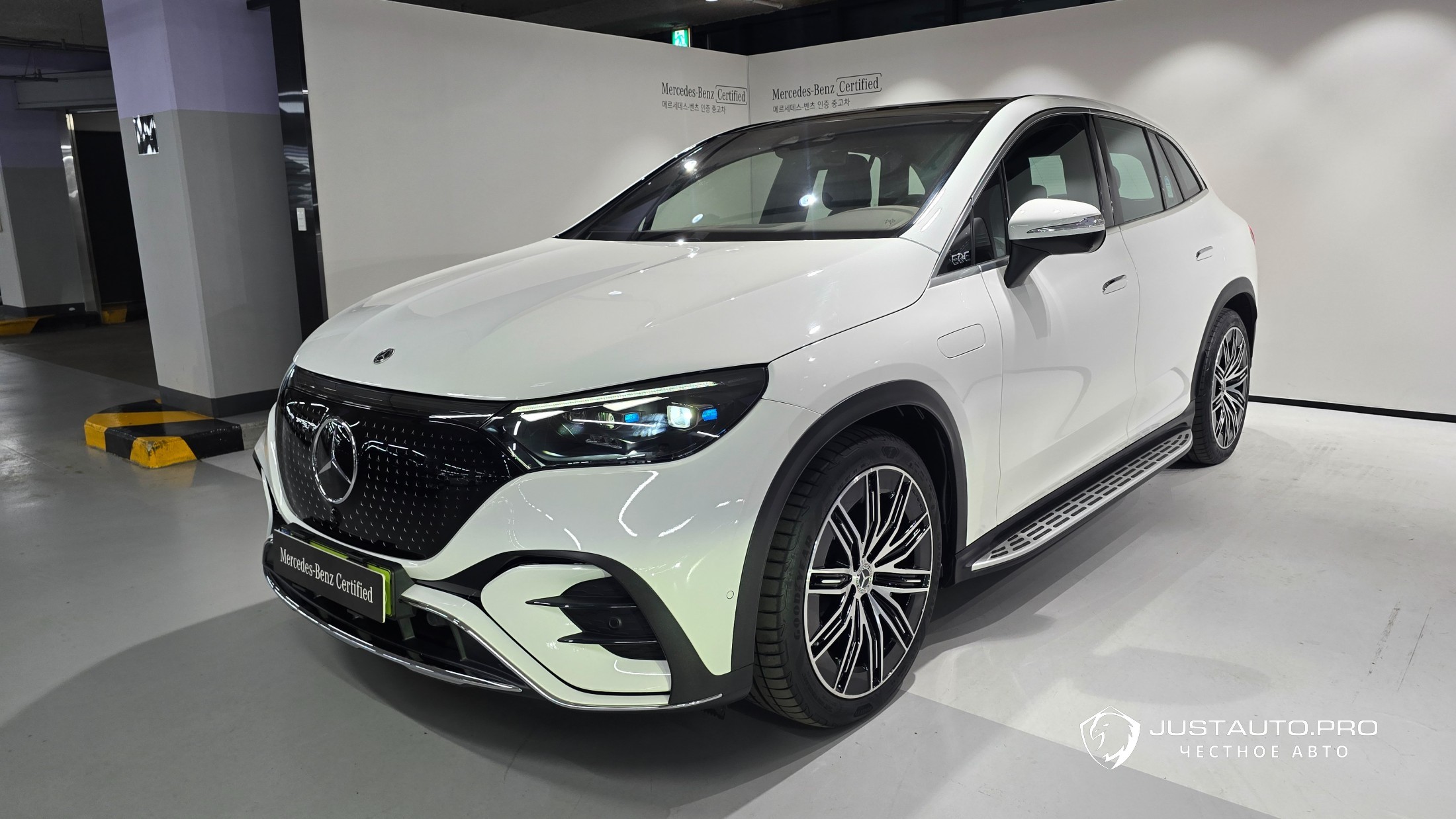 Автомобиль Mercedes-Benz EQE