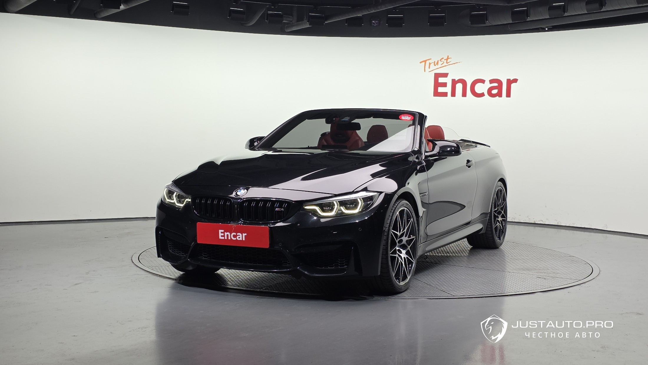 Автомобиль BMW M4