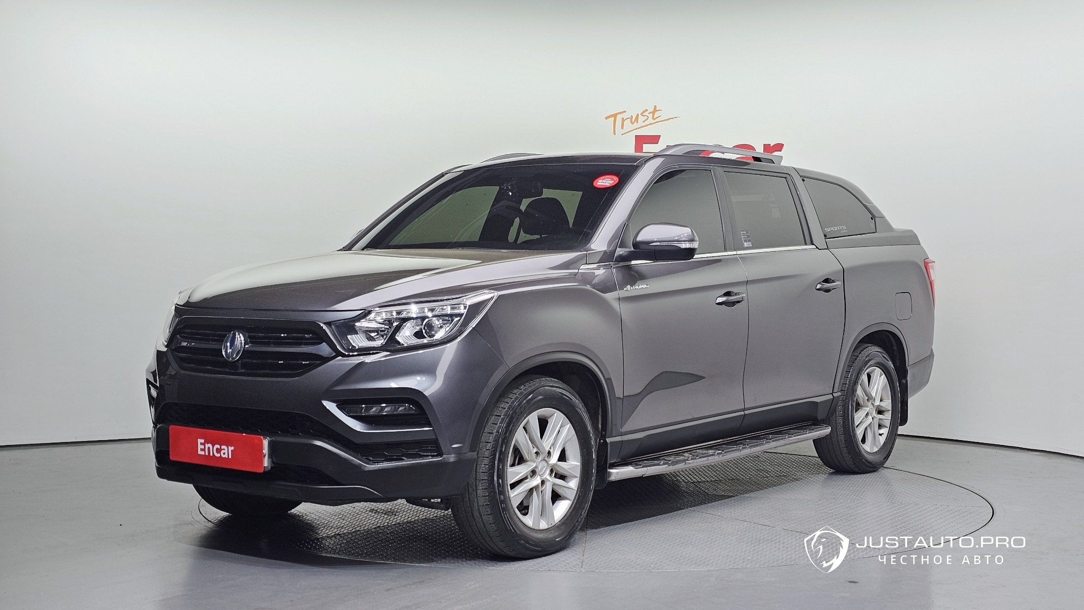 Автомобиль KG_Mobility_Ssangyong Rexton