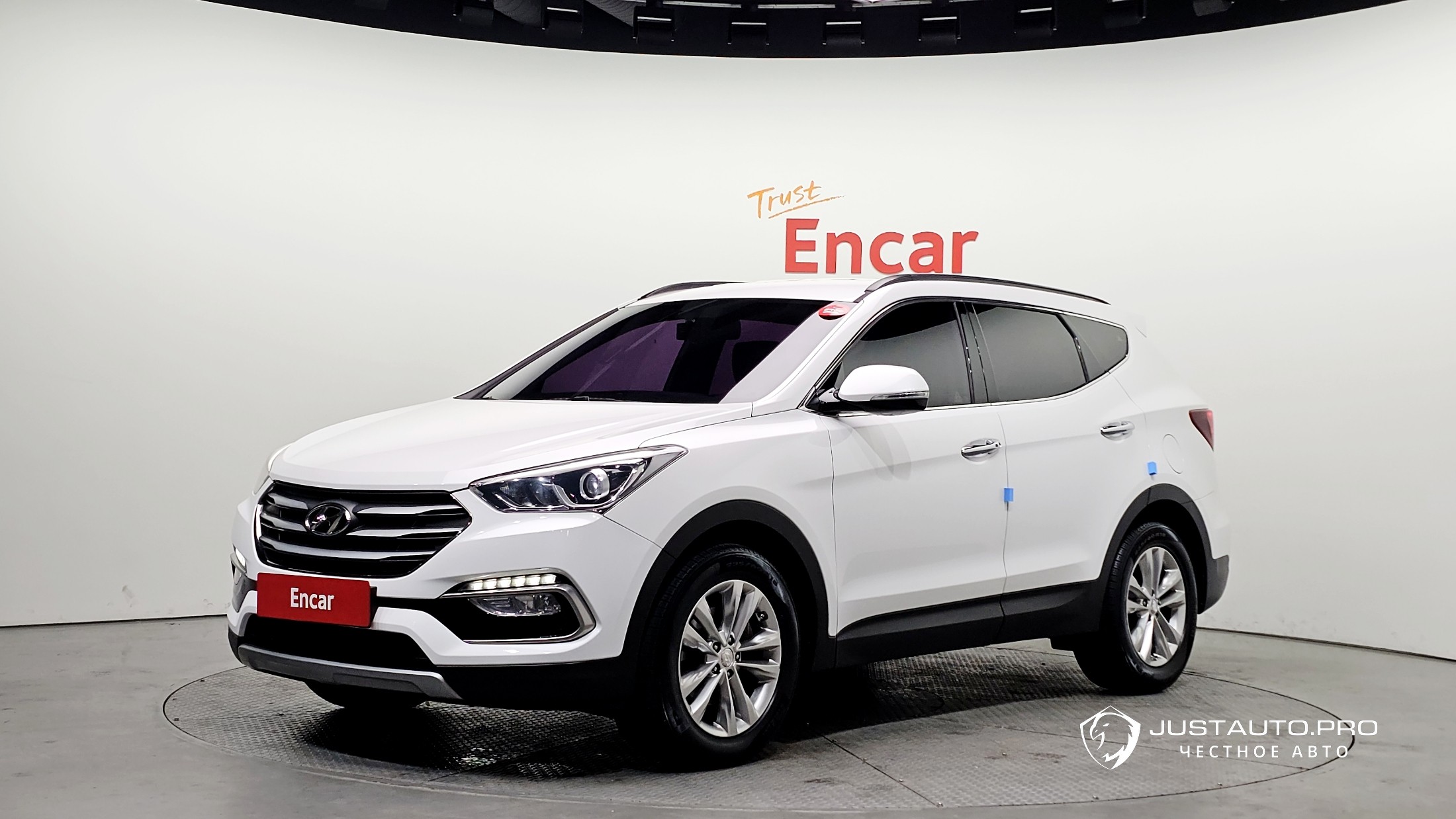 Автомобиль Hyundai Santafe