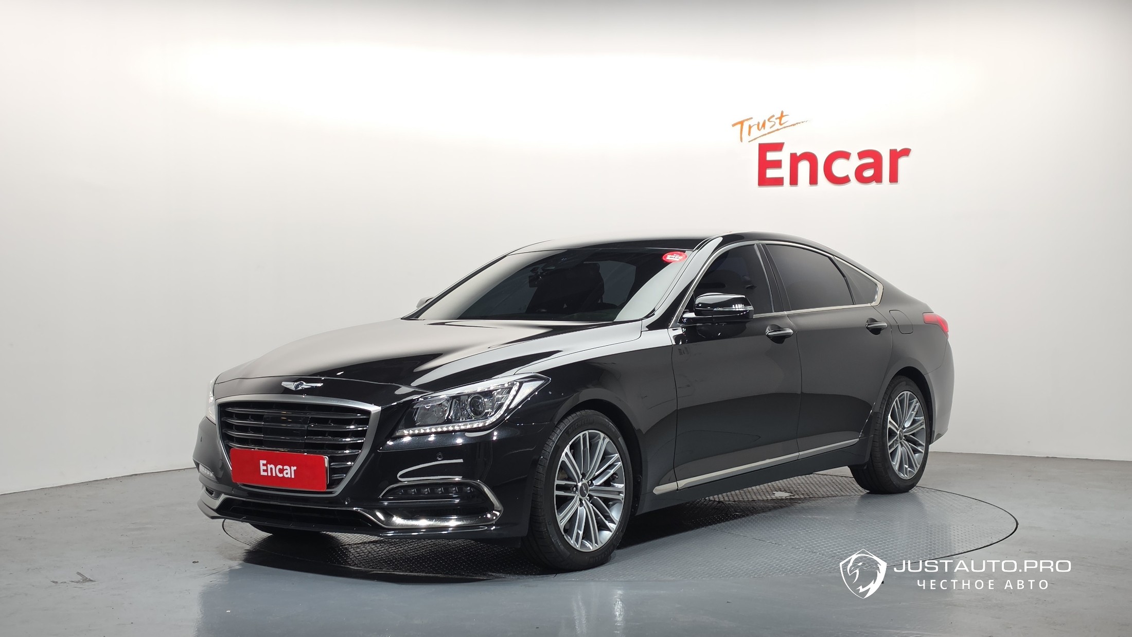 Автомобиль Genesis G80