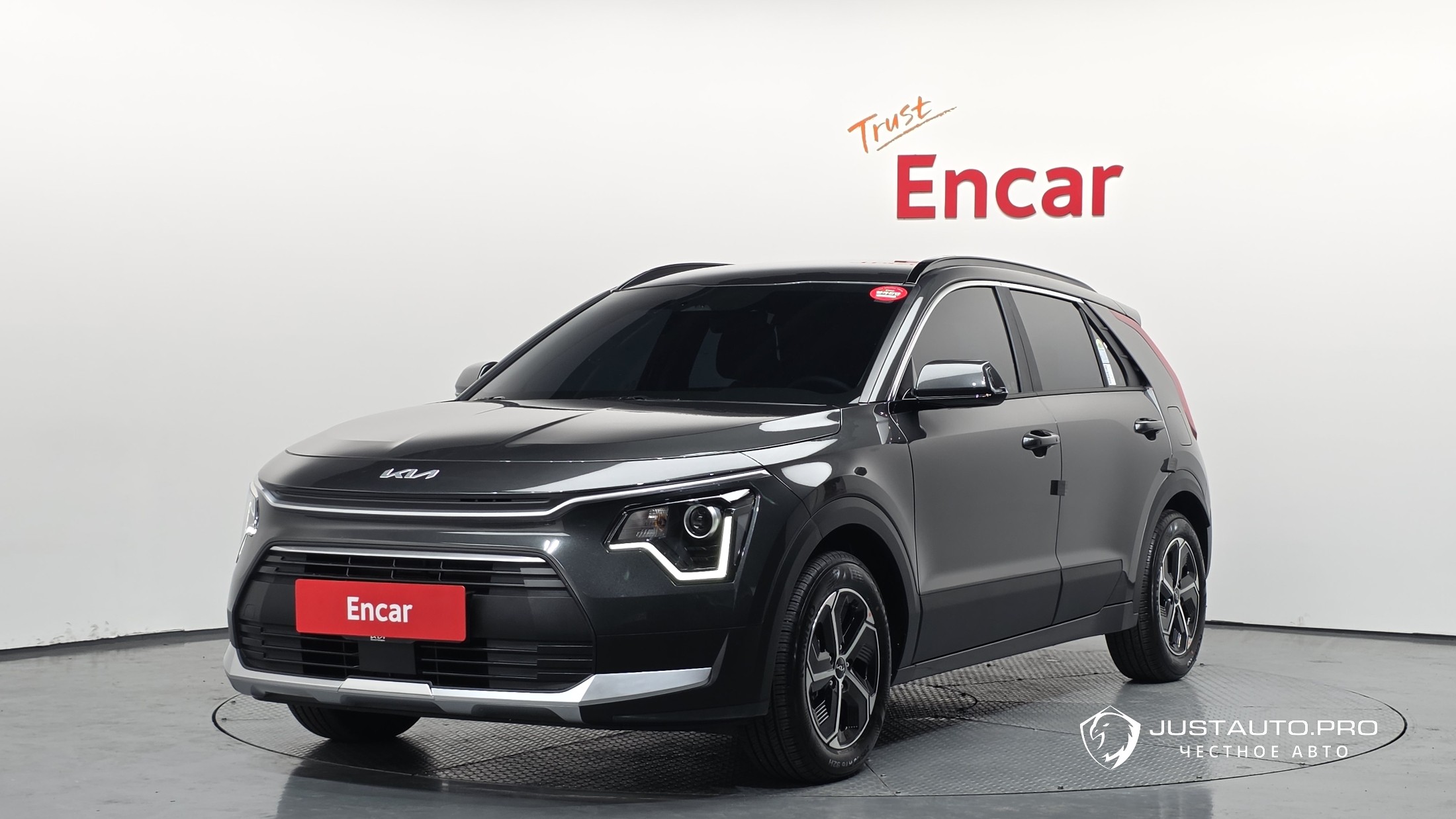 Автомобиль Kia Niro