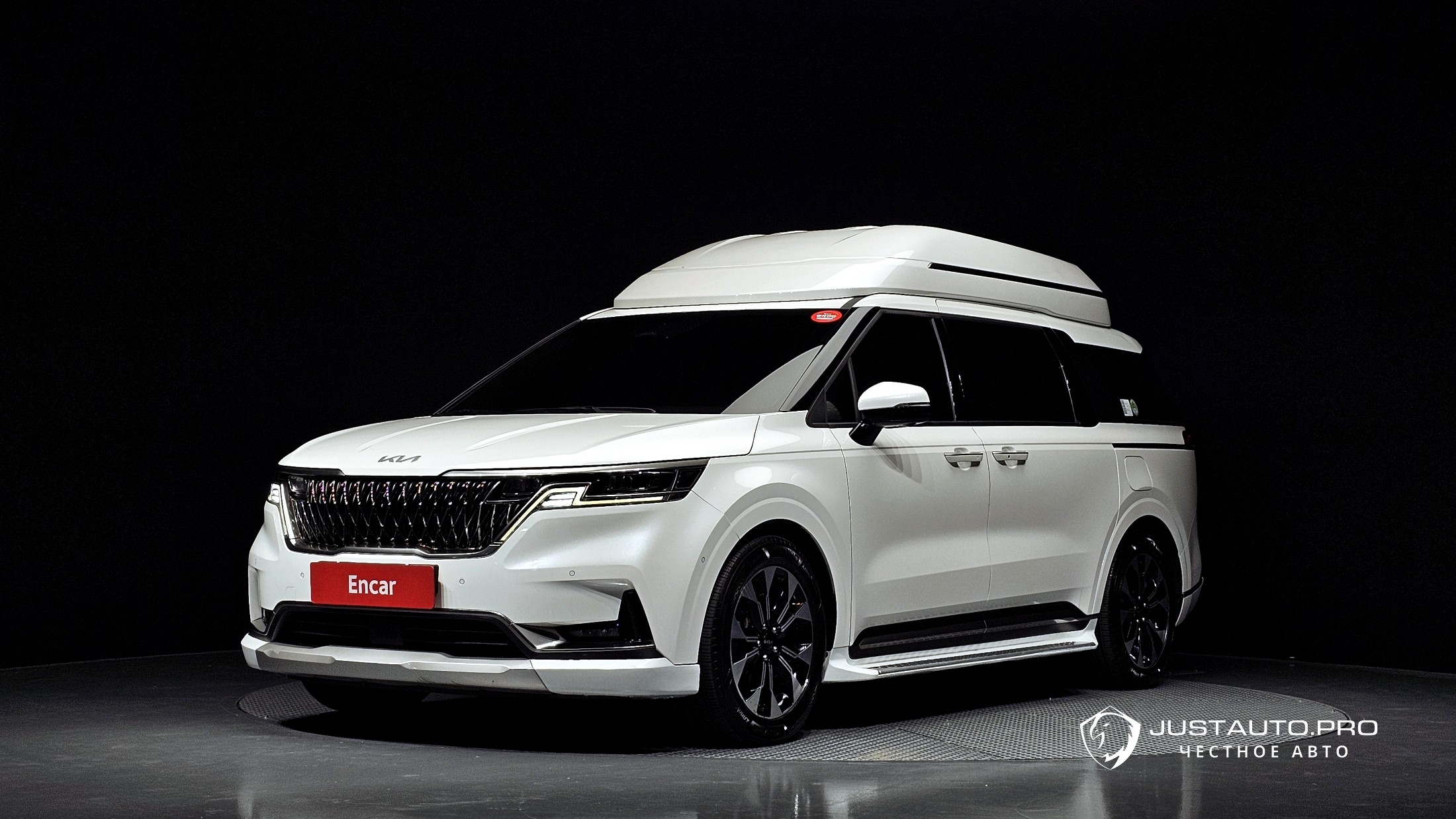 Автомобиль Kia Canival