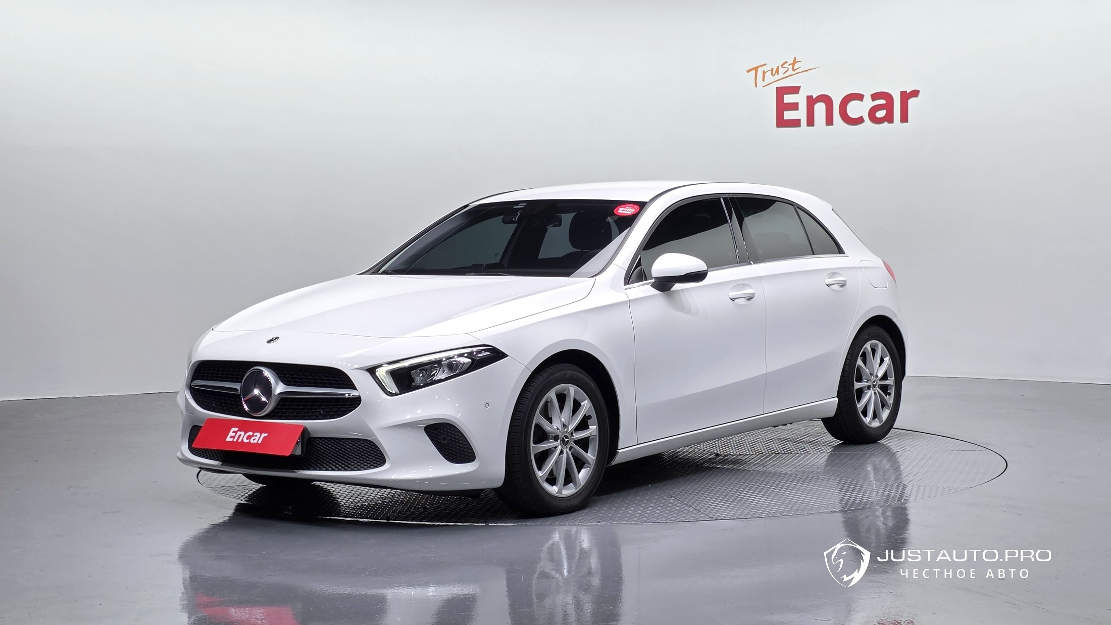 Автомобиль Mercedes-Benz A-Class