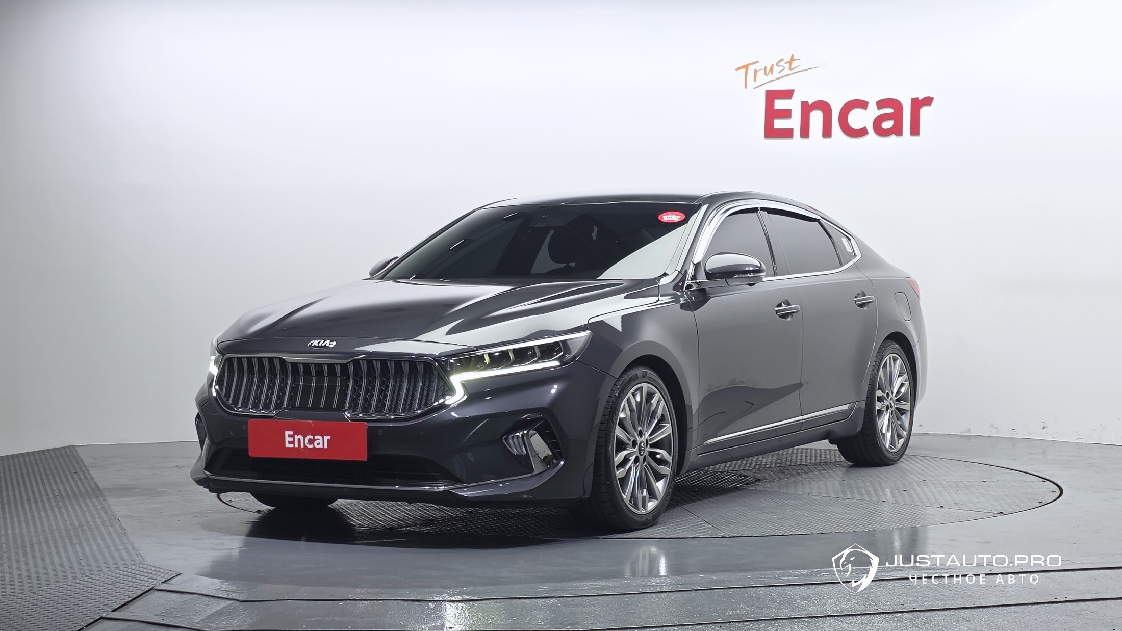 Автомобиль Kia K7