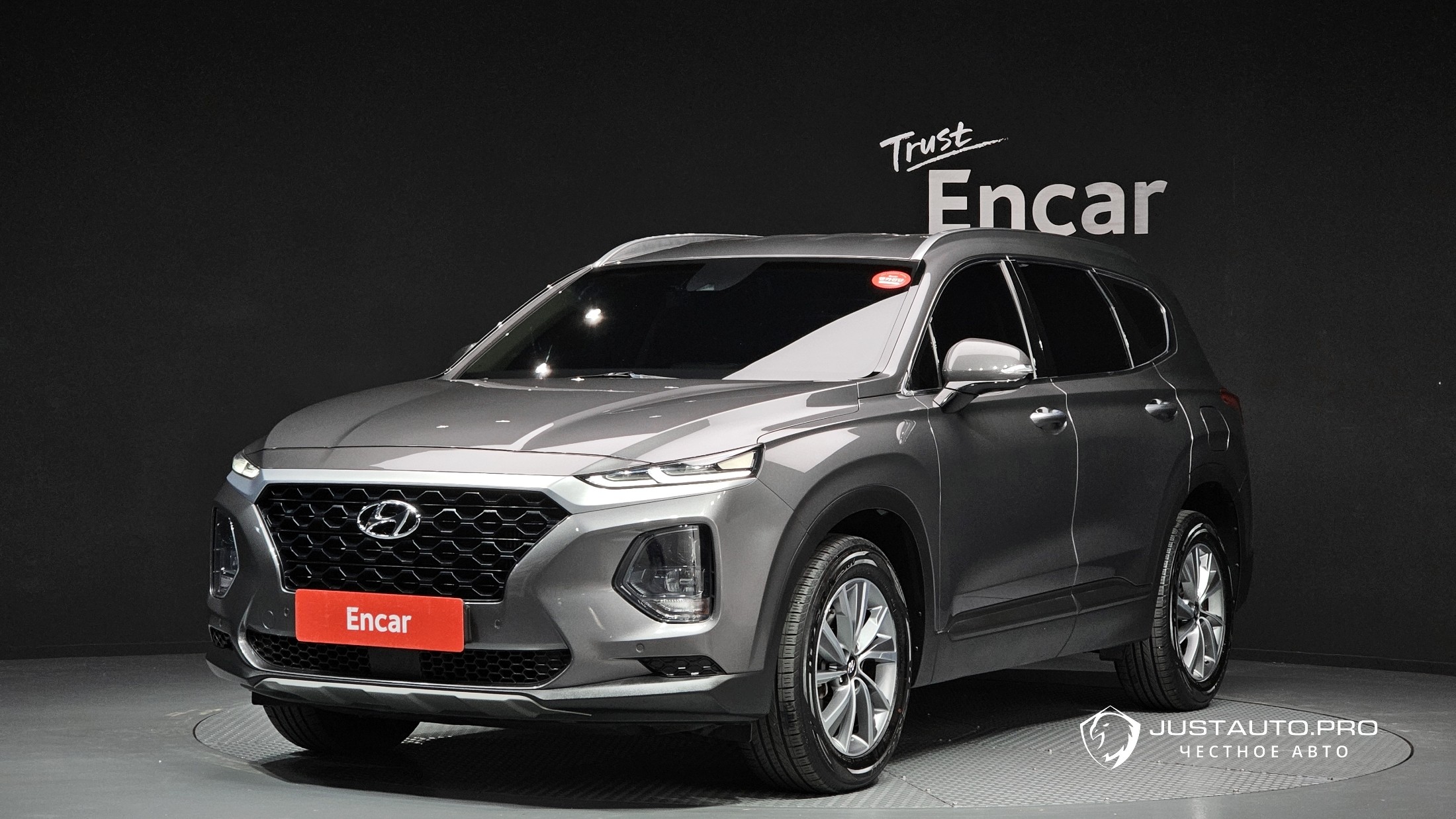 Автомобиль Hyundai Santafe
