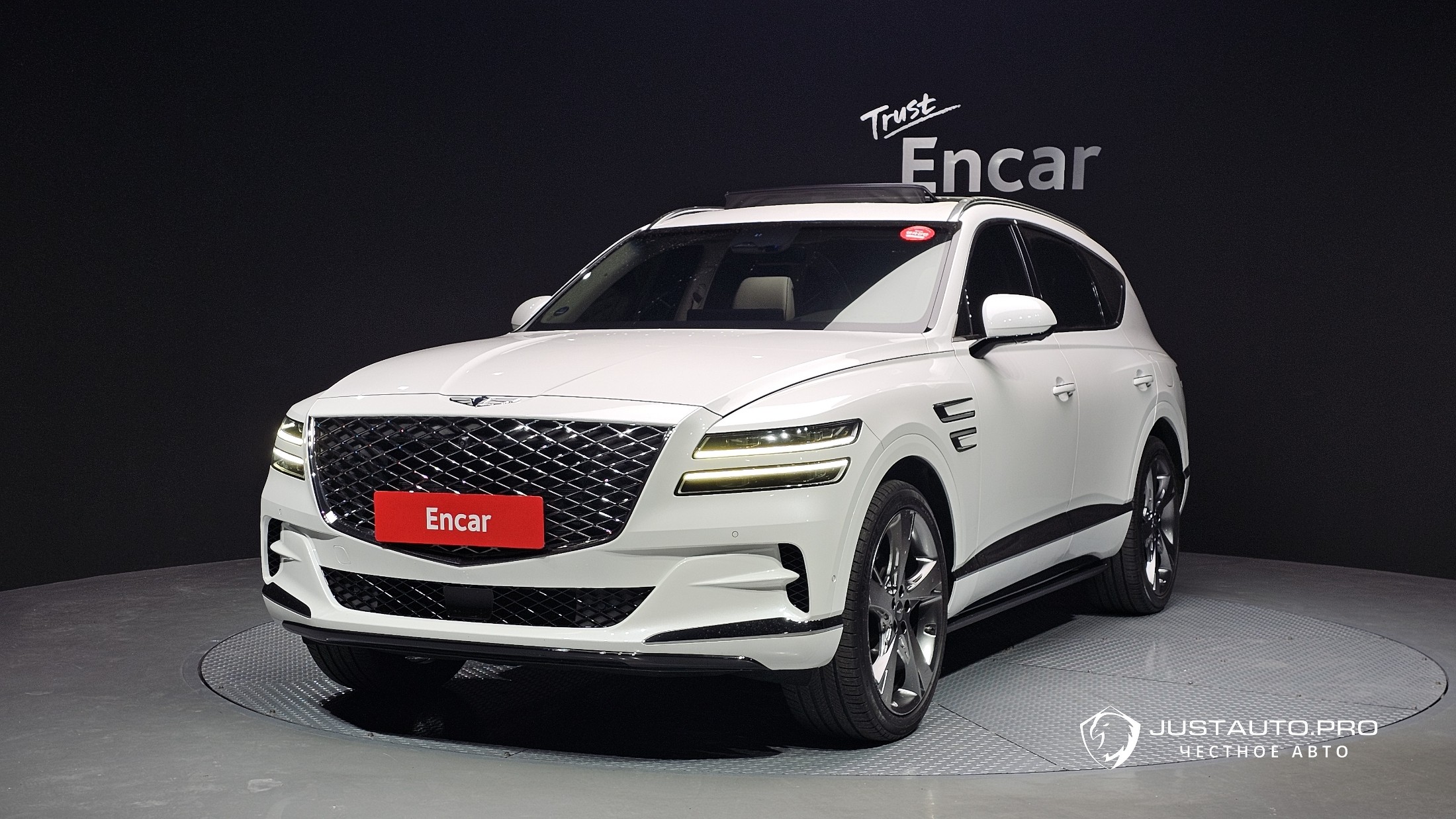 Автомобиль Genesis GV80