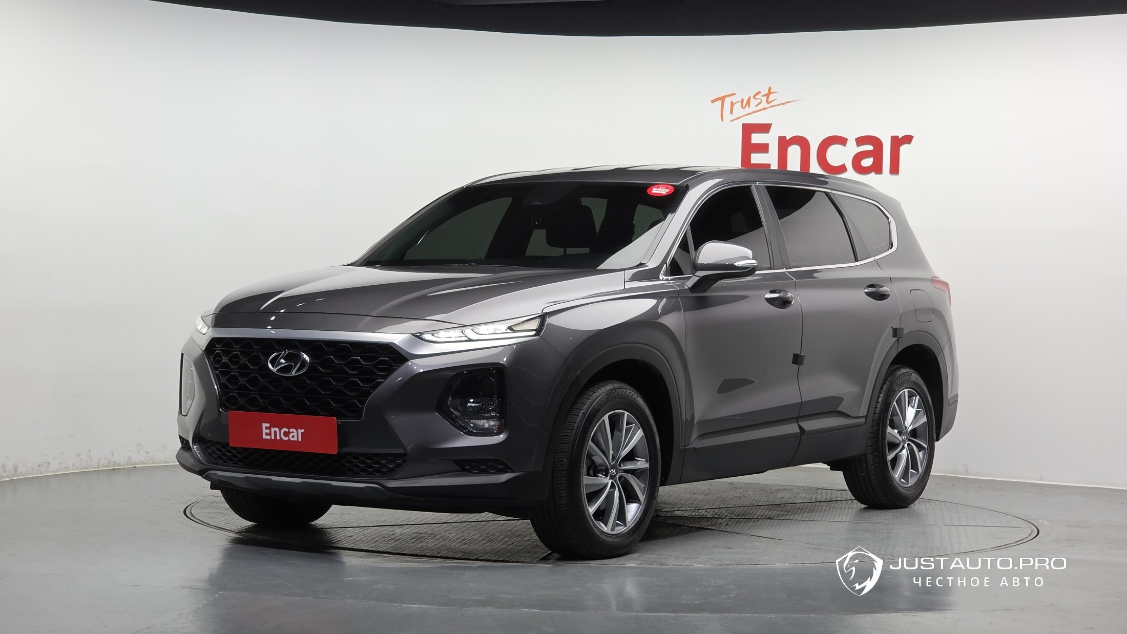 Автомобиль Hyundai Santafe