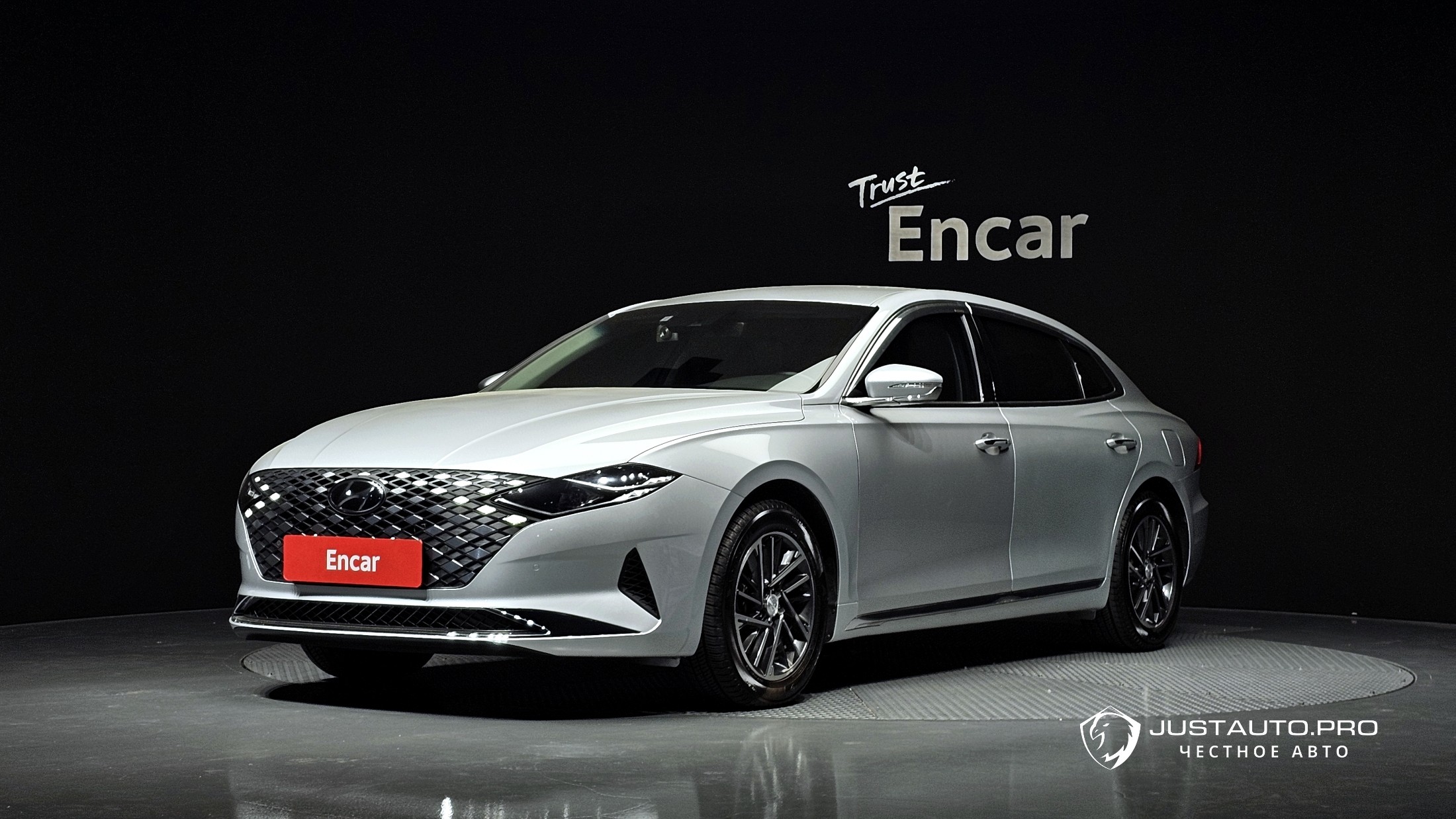Автомобиль Hyundai Grandeur