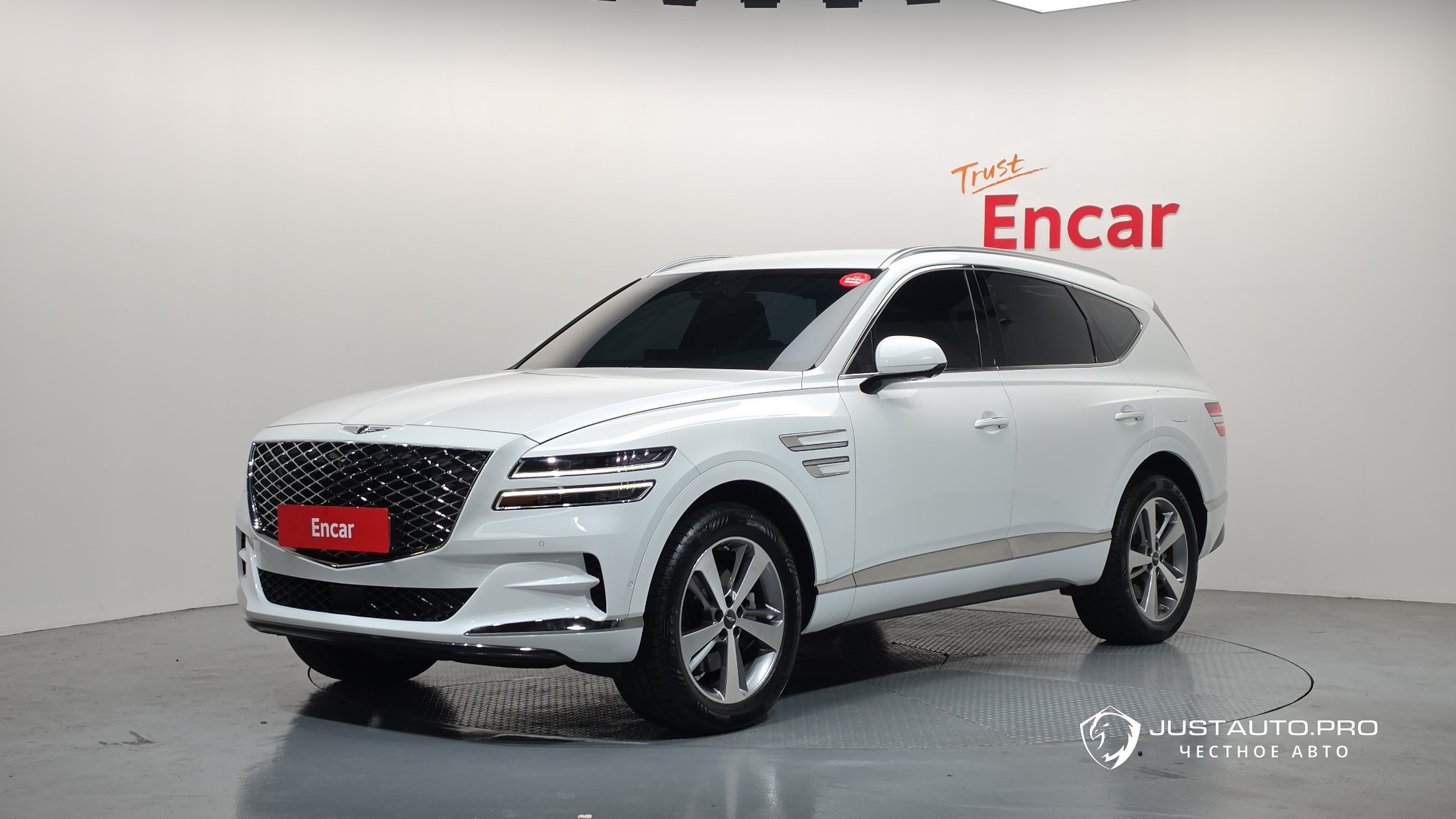 Автомобиль Genesis GV80
