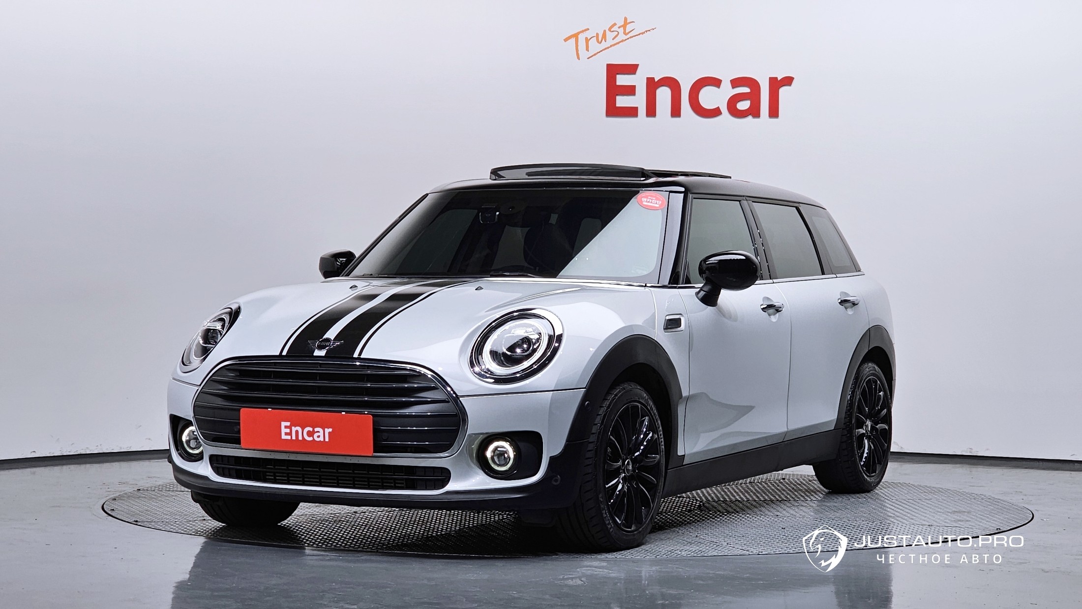 Автомобиль Mini Clubman
