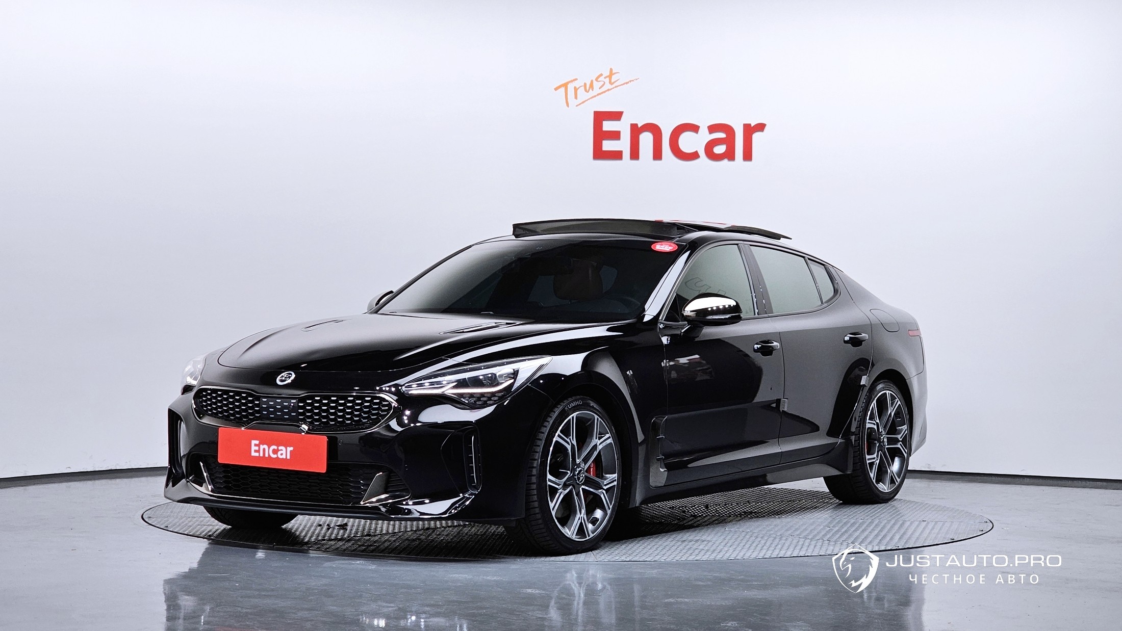 Автомобиль Kia Stinger
