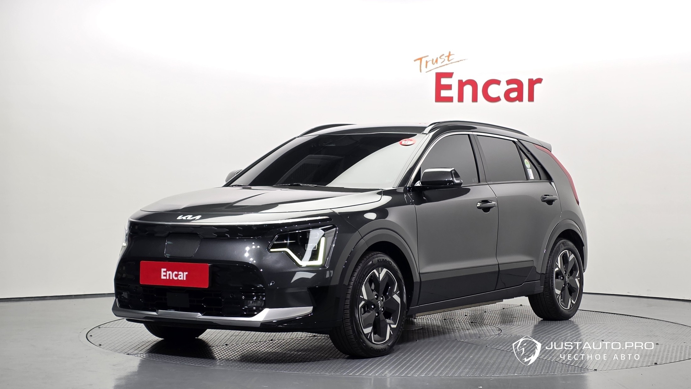 Автомобиль Kia Niro