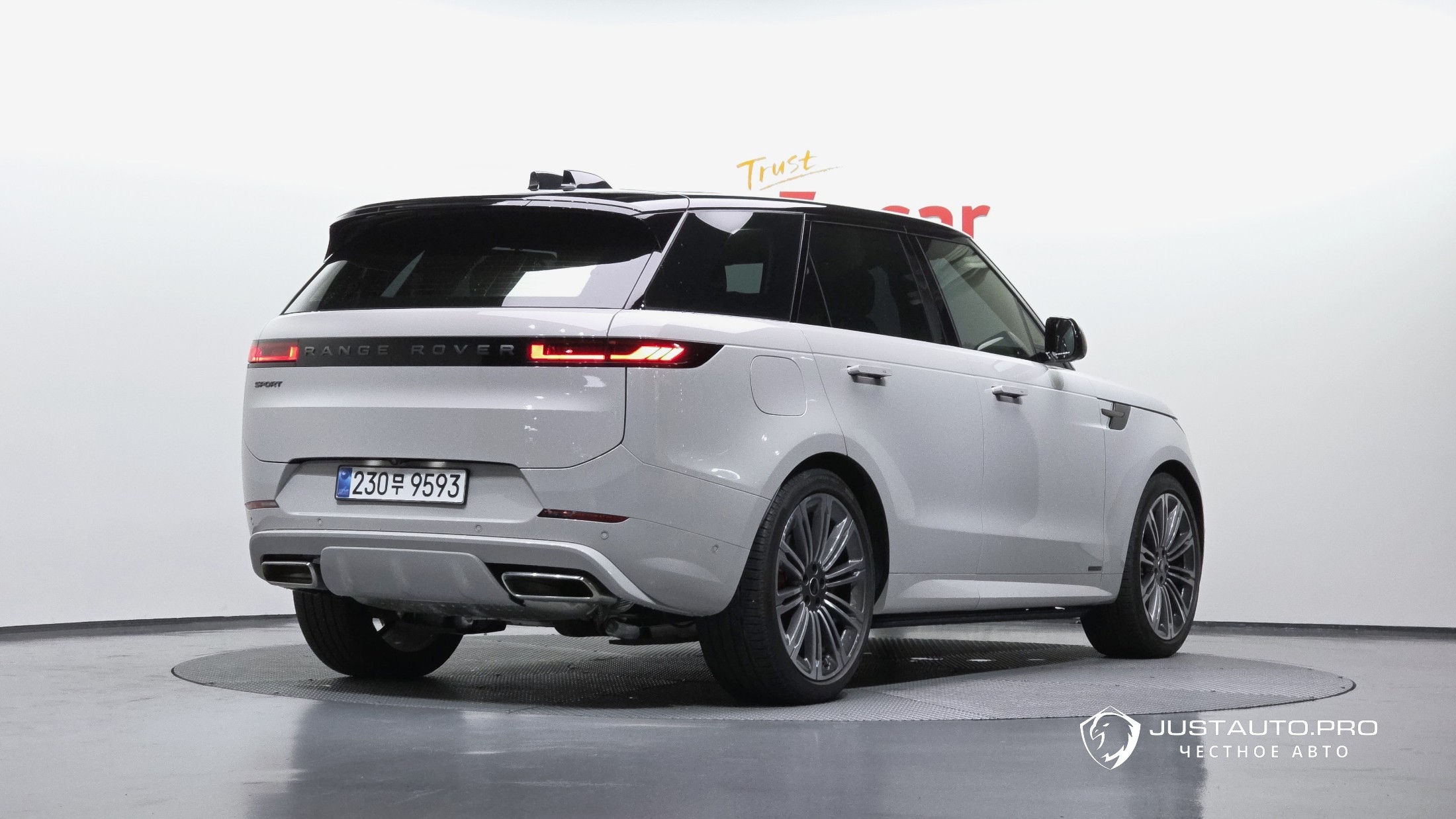 Автомобиль Land Rover Range Rover Sport