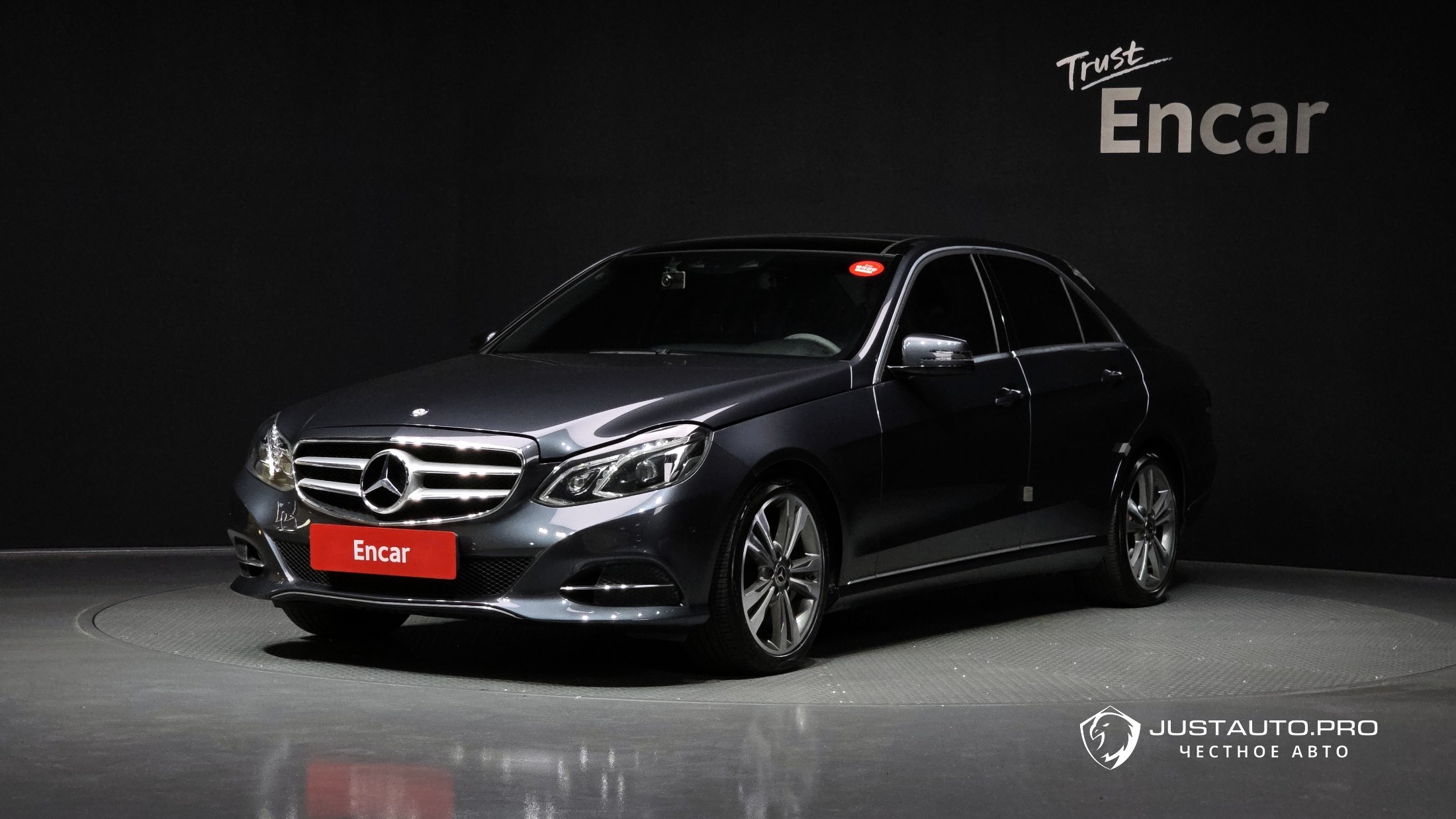 Автомобиль Mercedes-Benz E-Class
