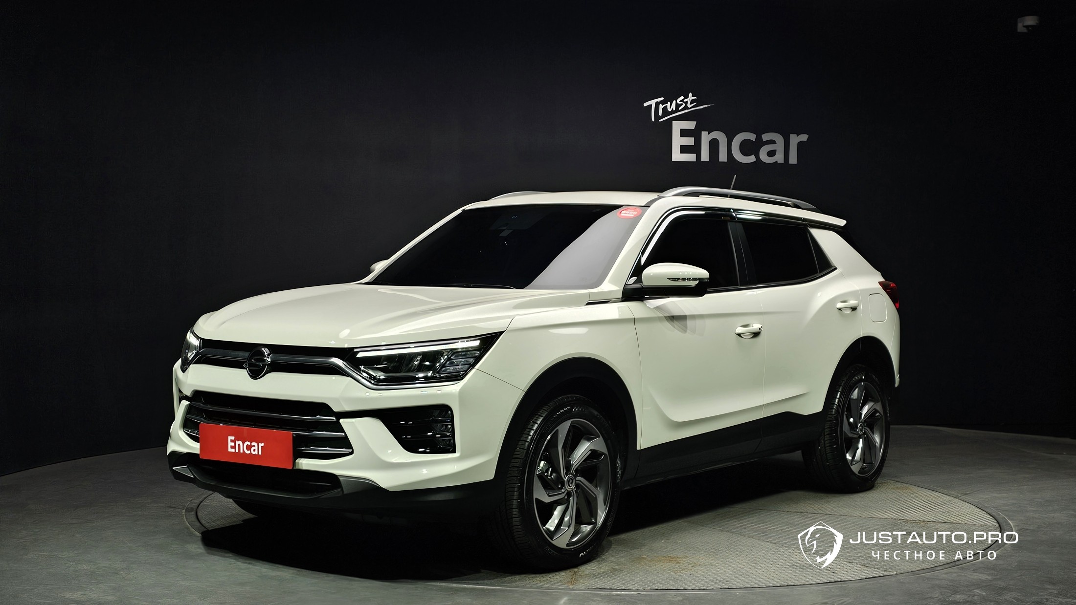 Автомобиль KG_Mobility_Ssangyong KORANDO