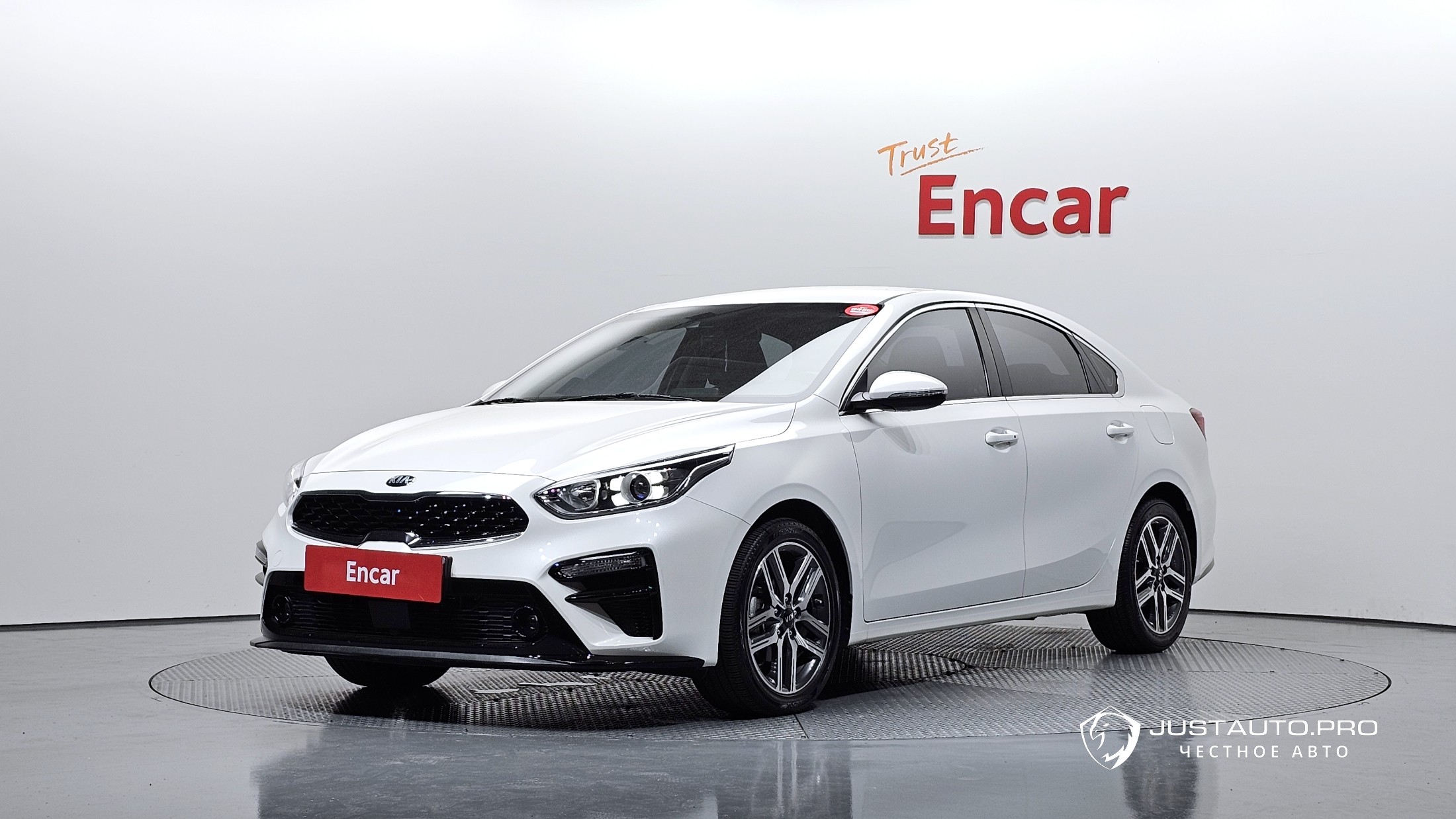 Автомобиль Kia K3
