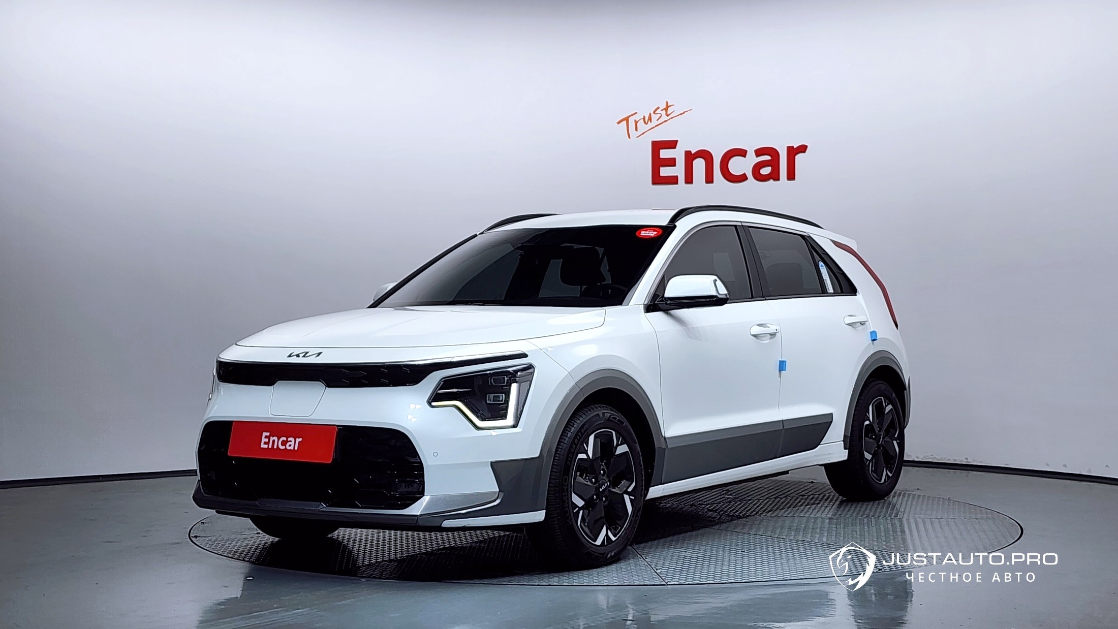Автомобиль Kia Niro