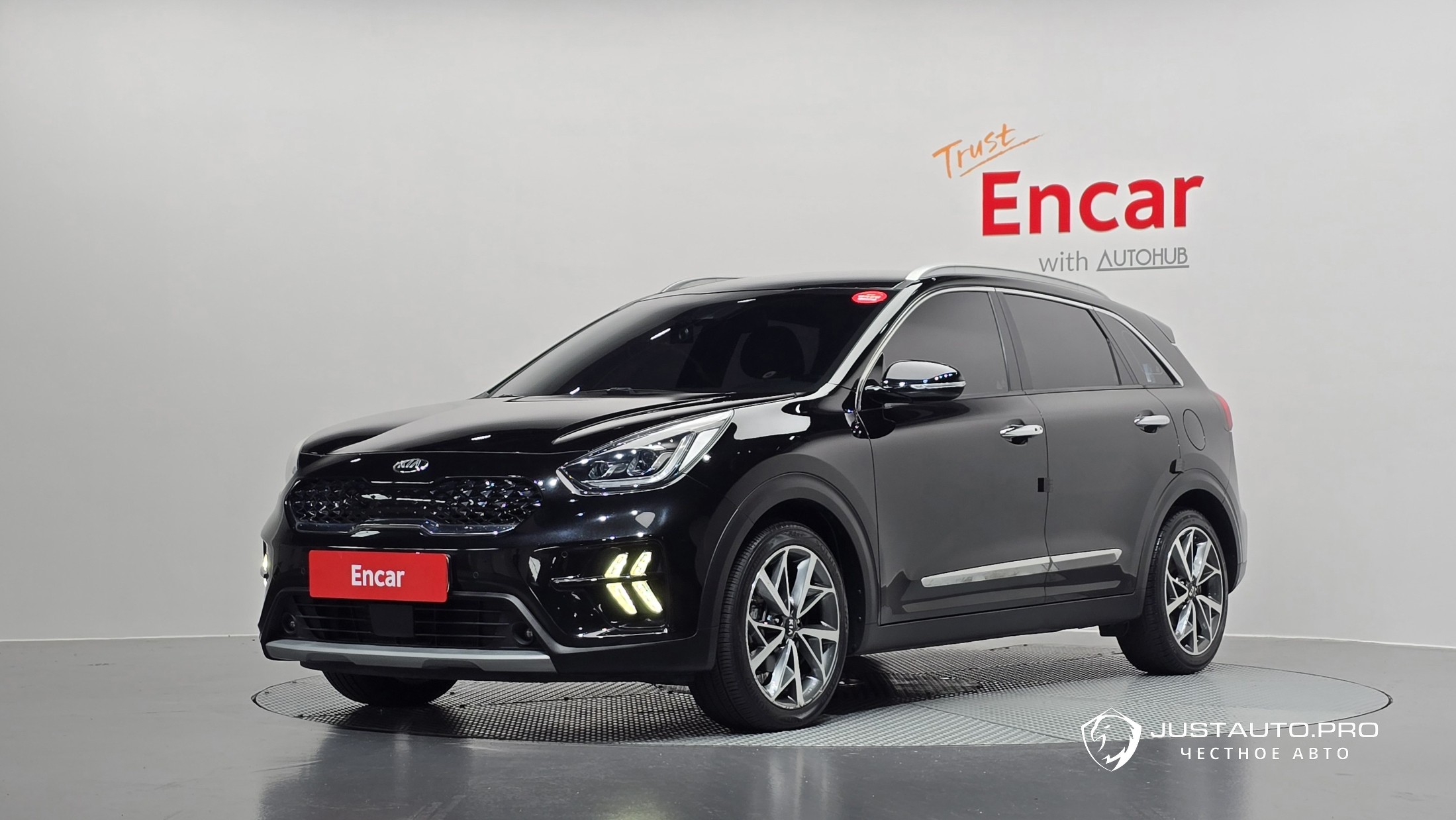 Автомобиль Kia Niro