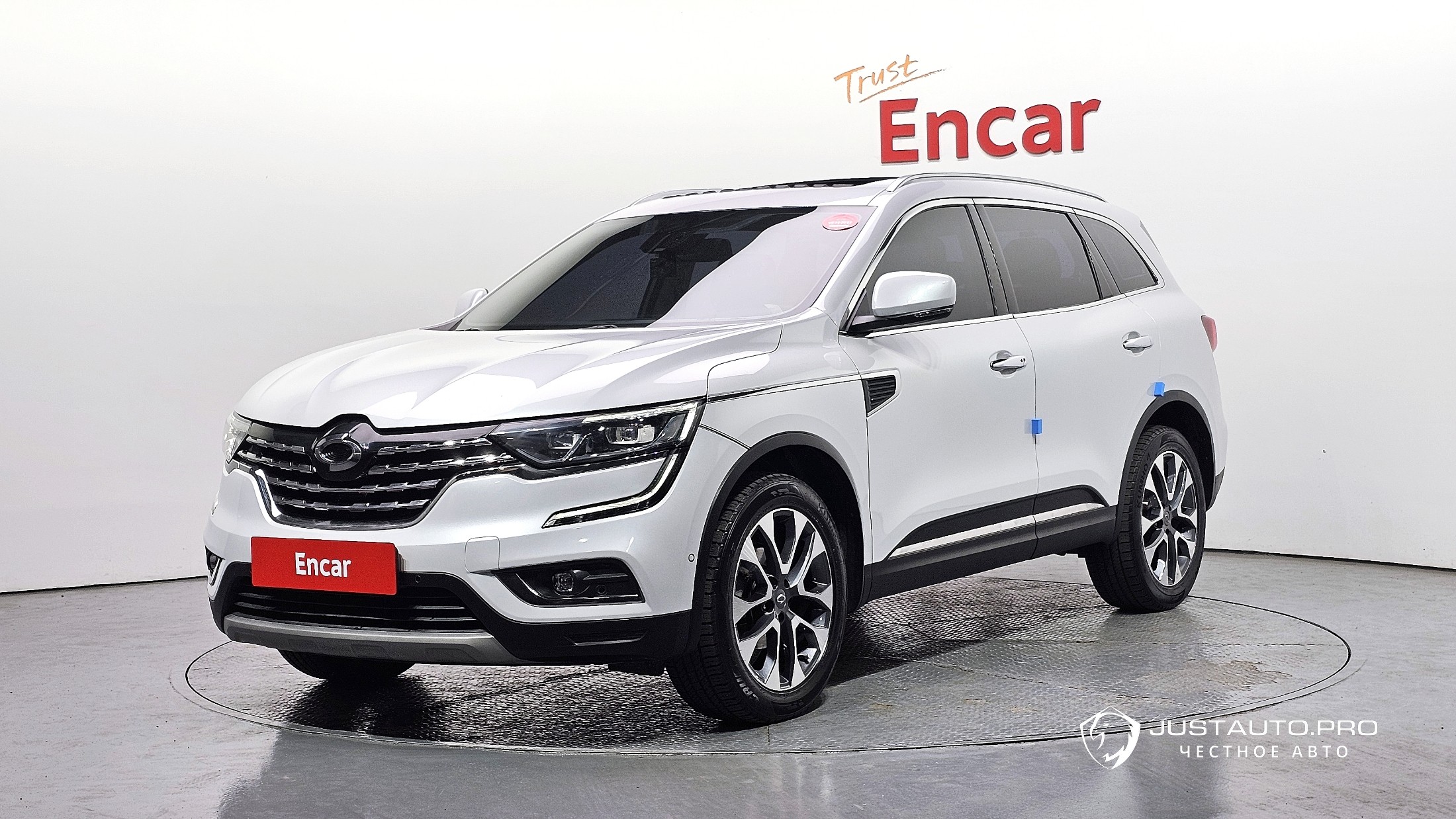 Автомобиль Renault-KoreaSamsung QM6