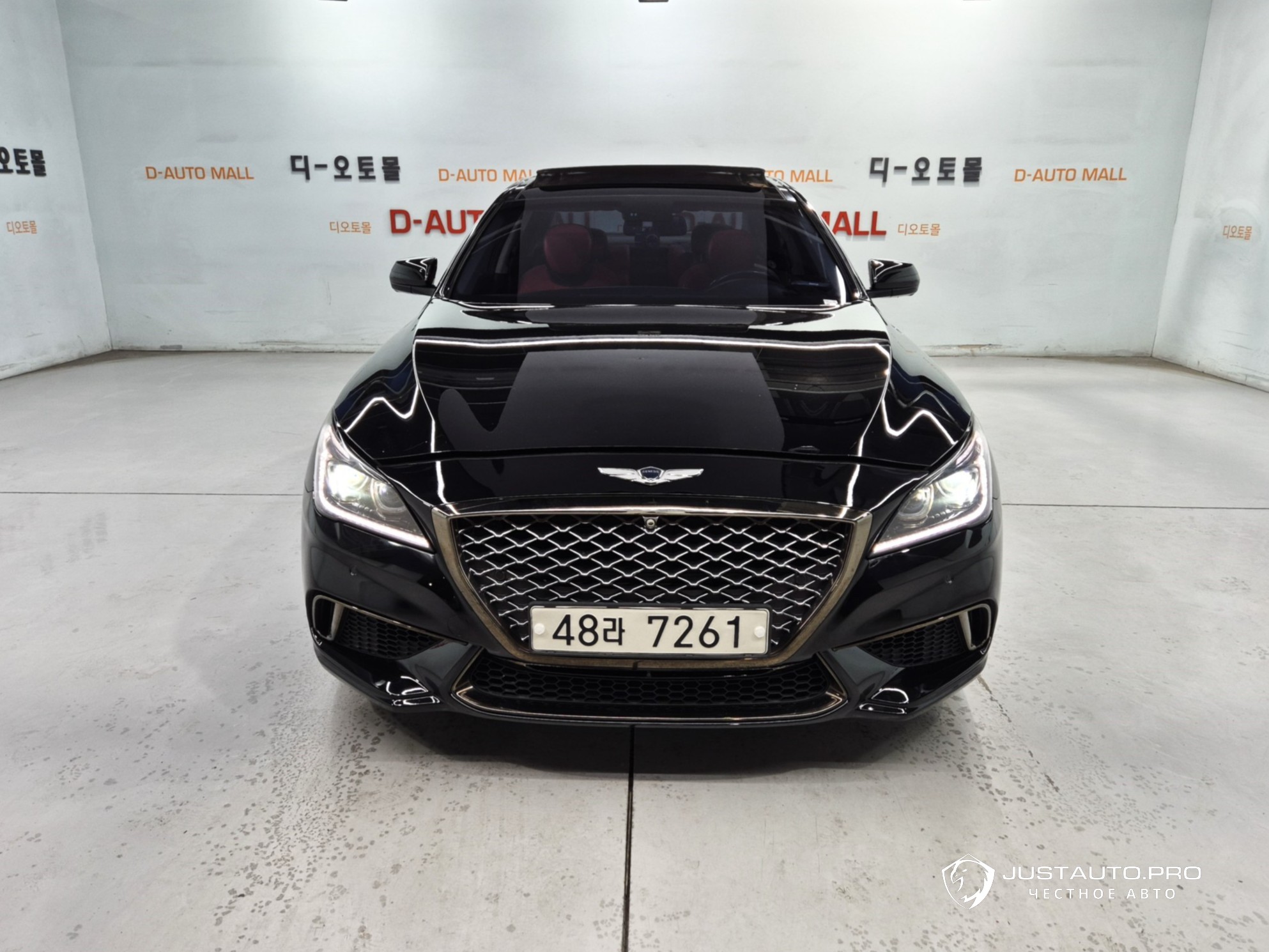 Автомобиль Hyundai Genesis