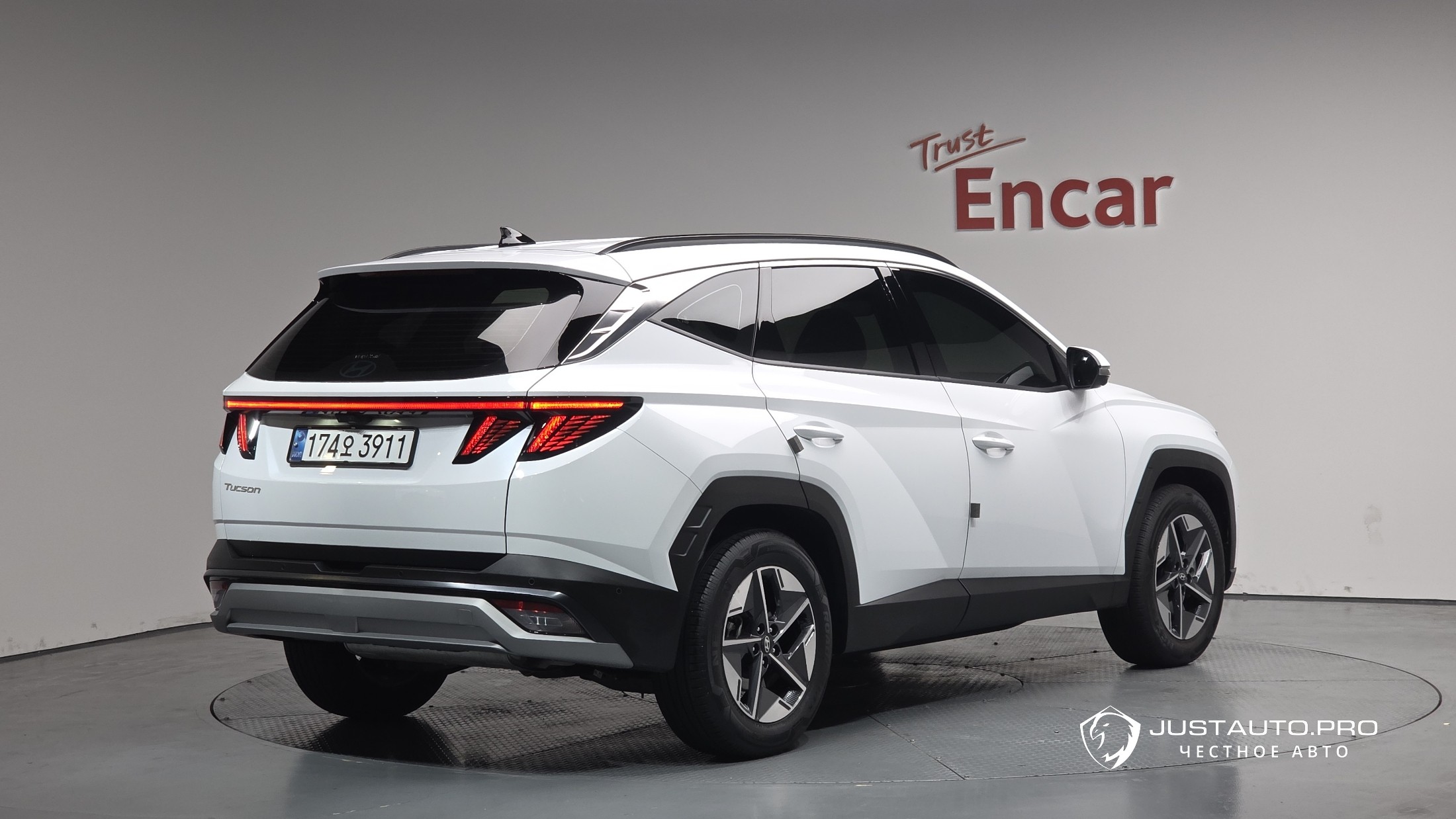 Автомобиль Hyundai Tucson