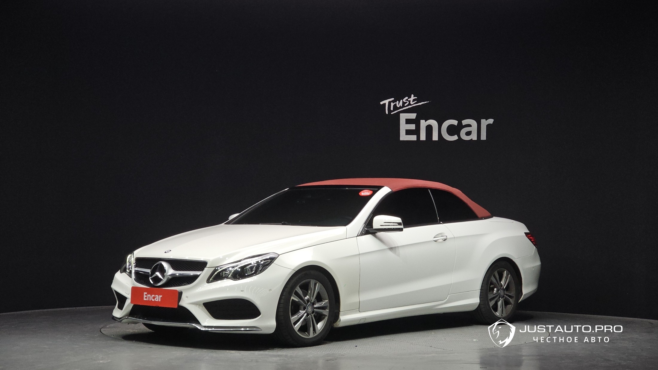 Автомобиль Mercedes-Benz E-Class
