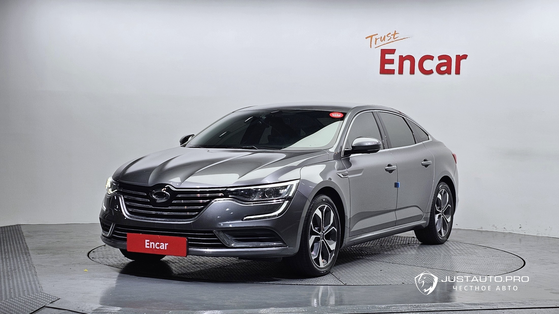 Автомобиль Renault-KoreaSamsung SM6