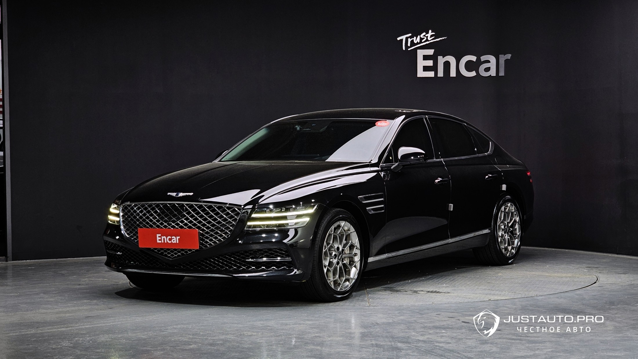 Автомобиль Genesis G80