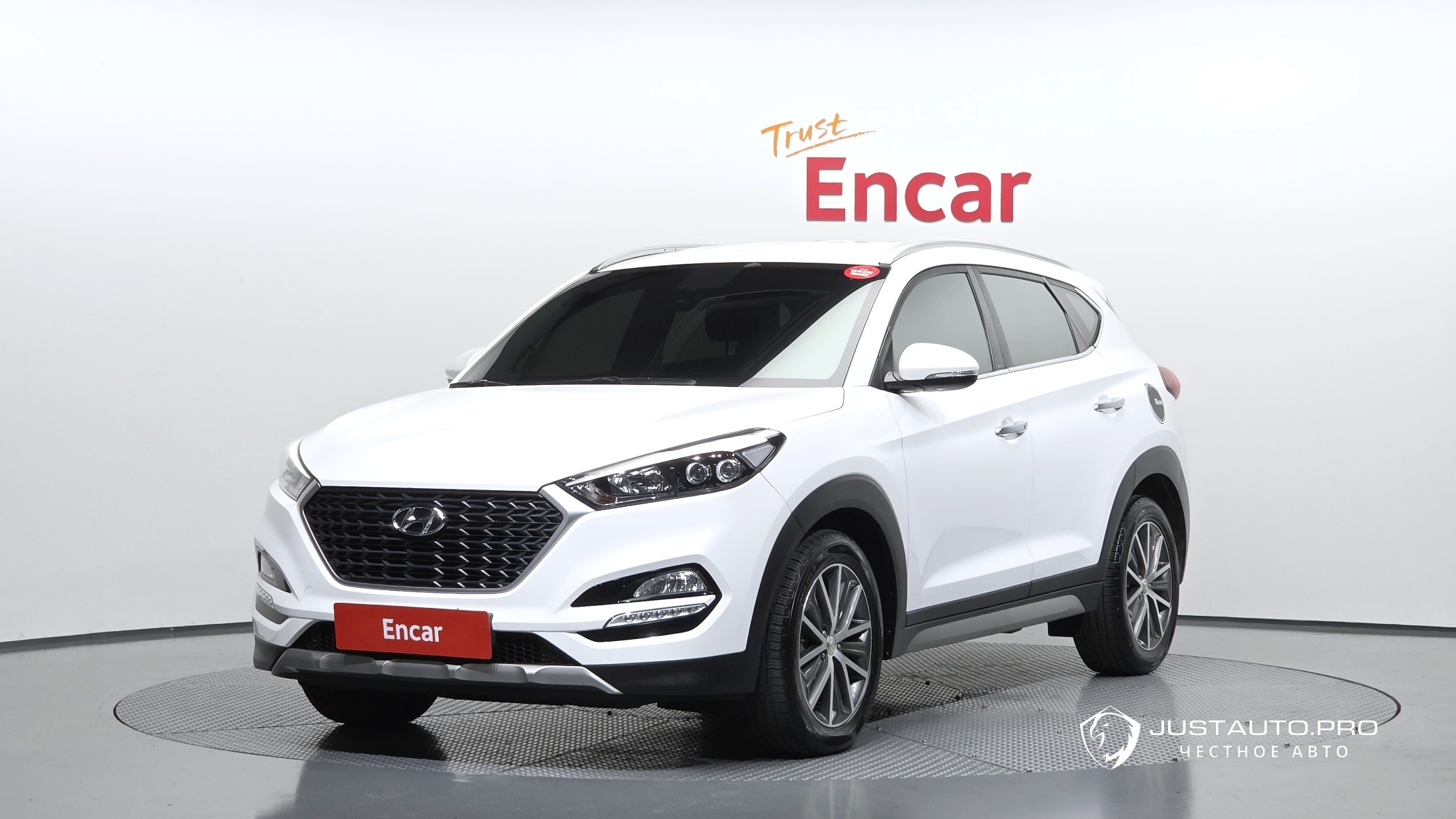 Автомобиль Hyundai Tucson