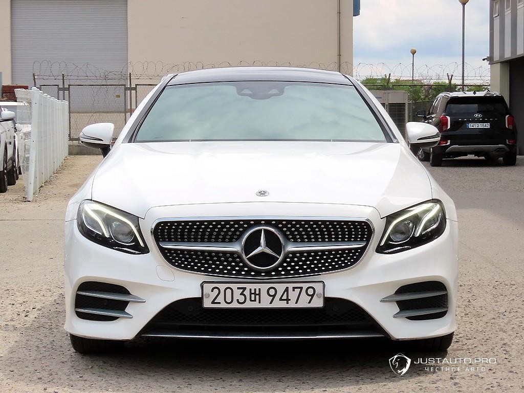 Автомобиль Mercedes-Benz E-Class