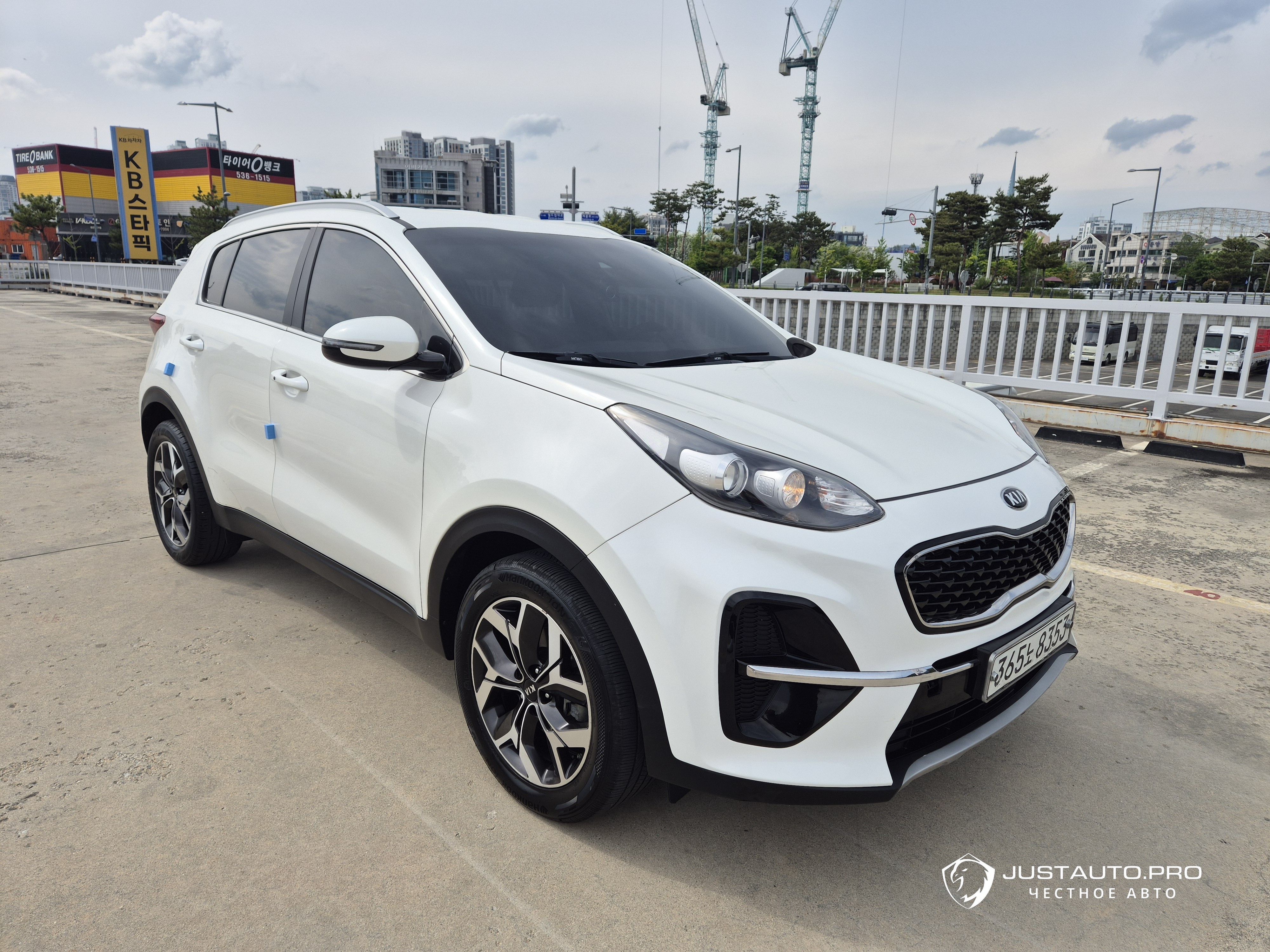 Автомобиль Kia Sportage