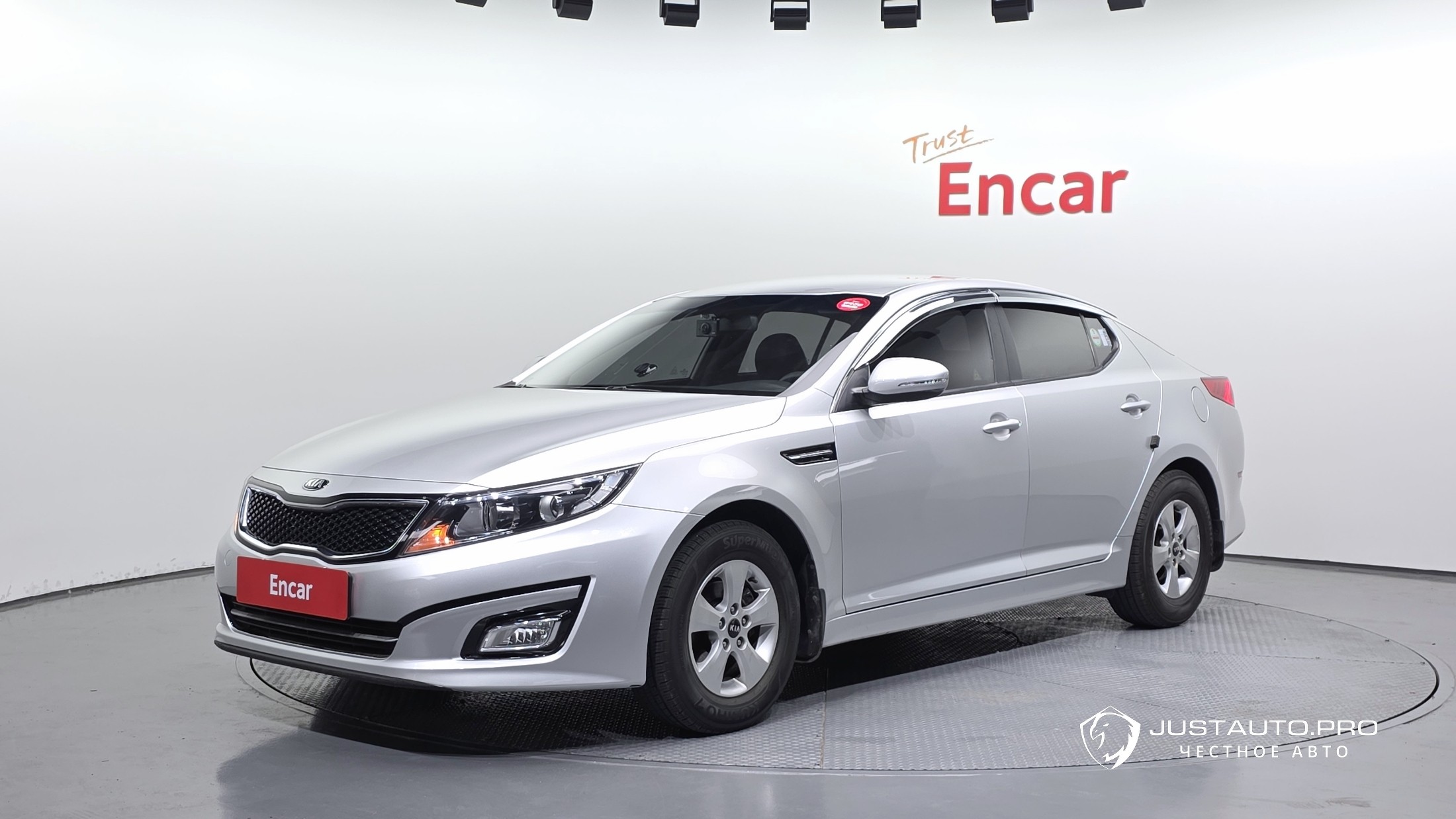 Автомобиль Kia K5