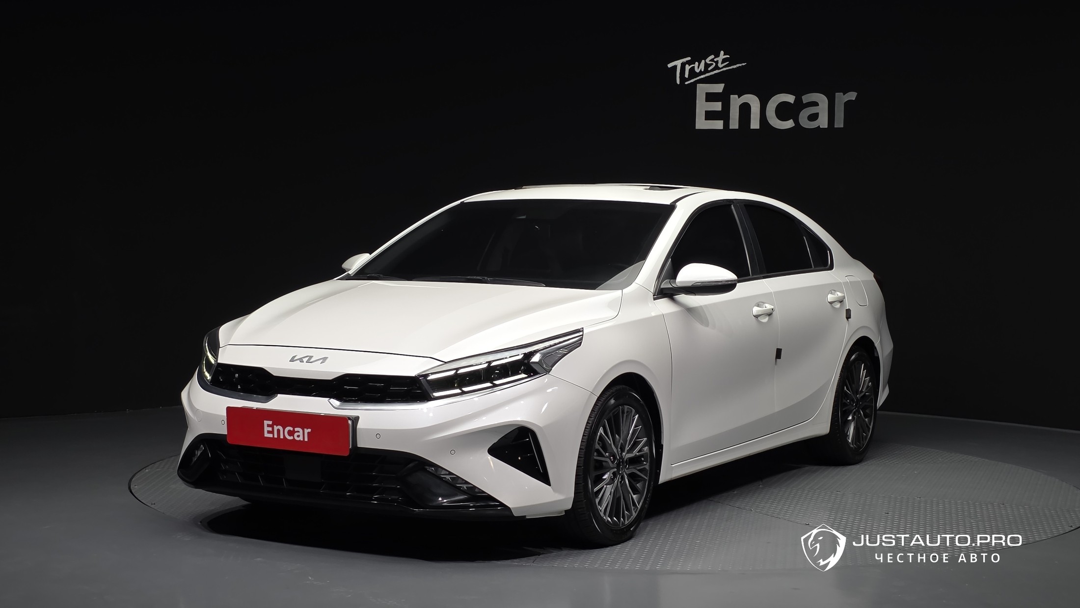Автомобиль Kia K3