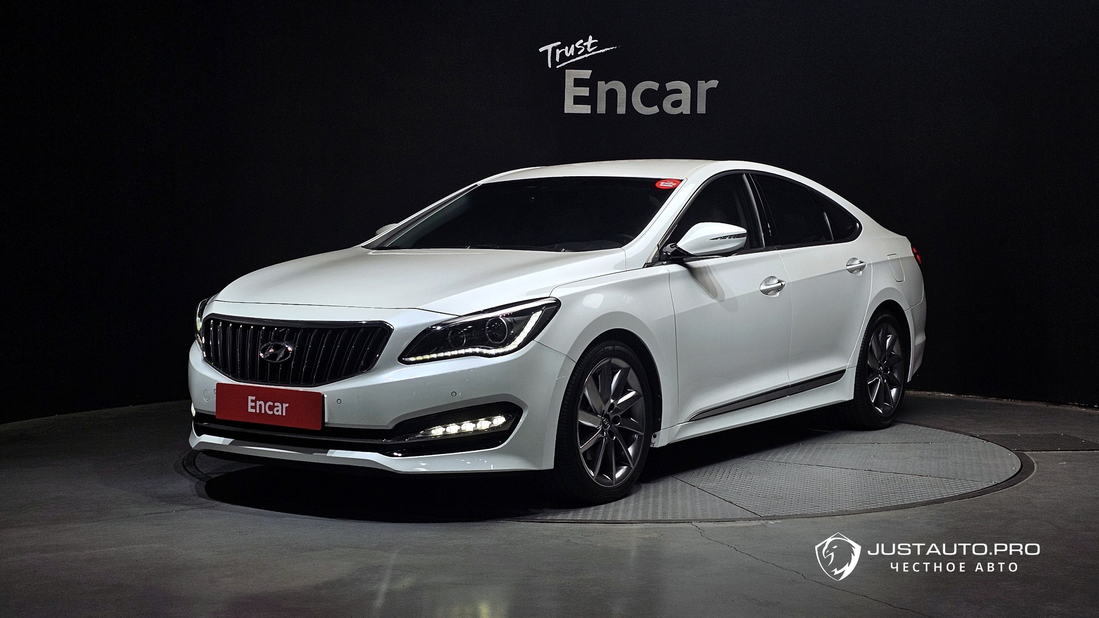 Автомобиль Hyundai Aslan