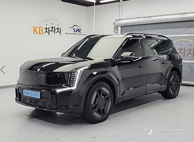 Автомобиль Kia EV9