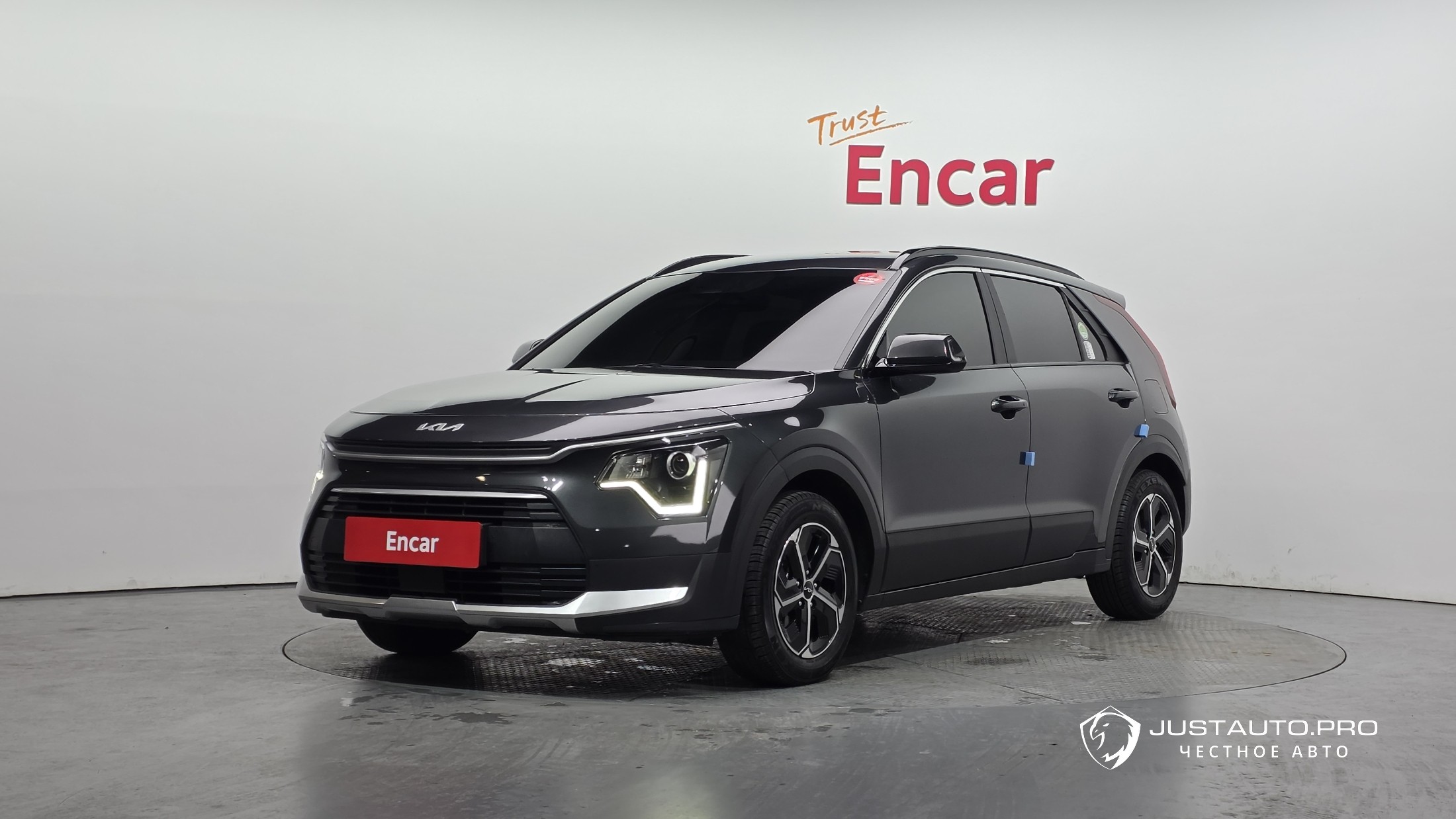 Автомобиль Kia Niro