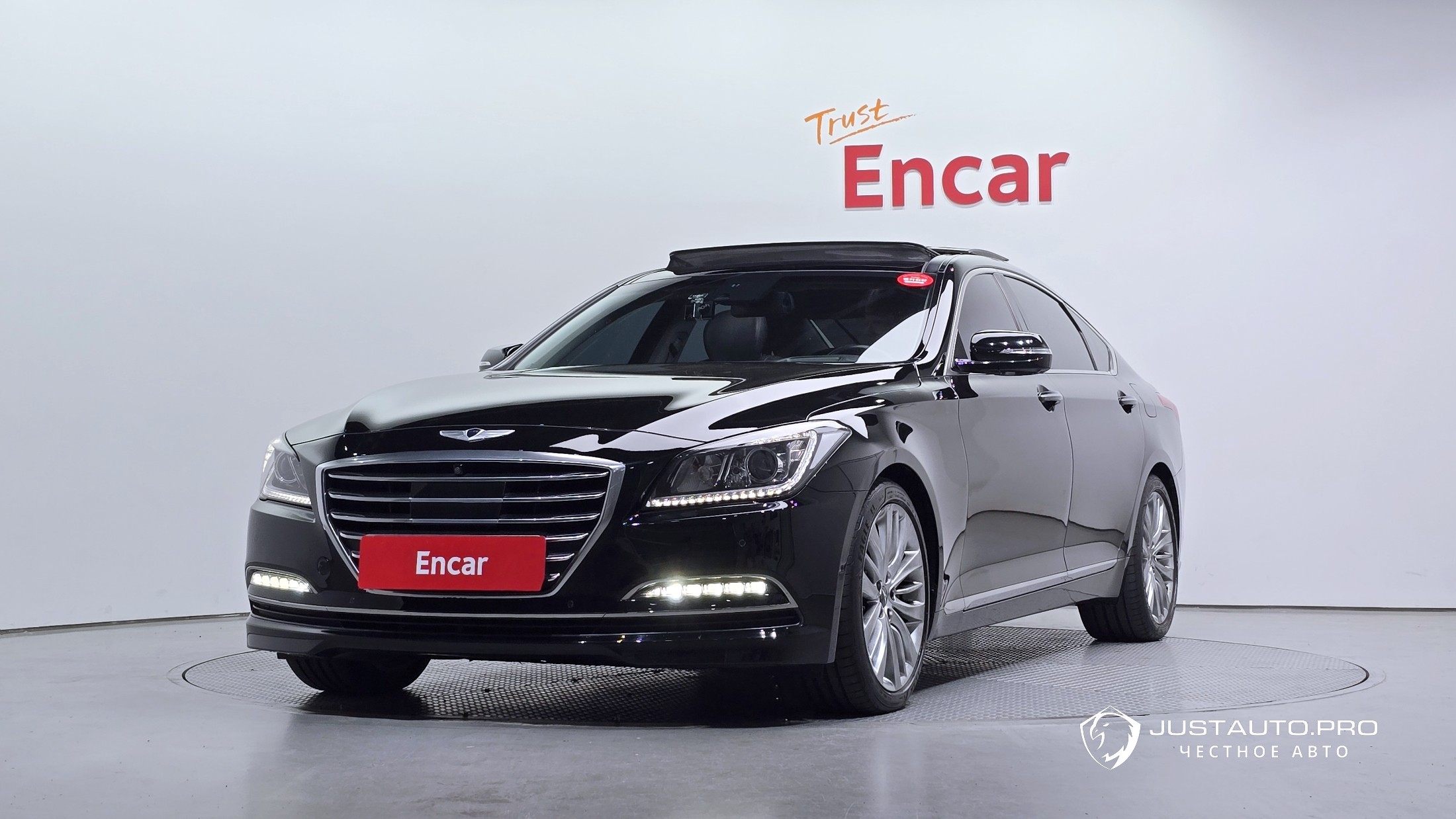 Автомобиль Hyundai Genesis