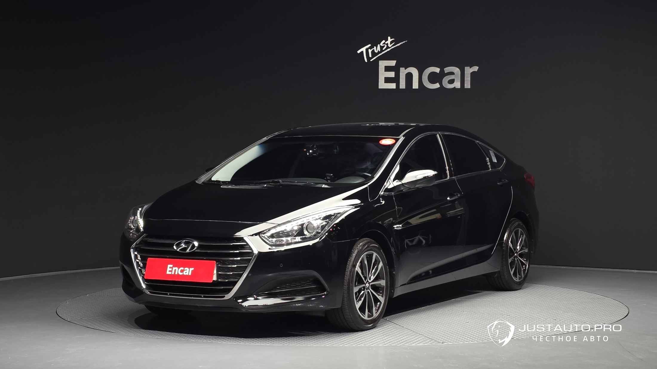 Автомобиль Hyundai i40