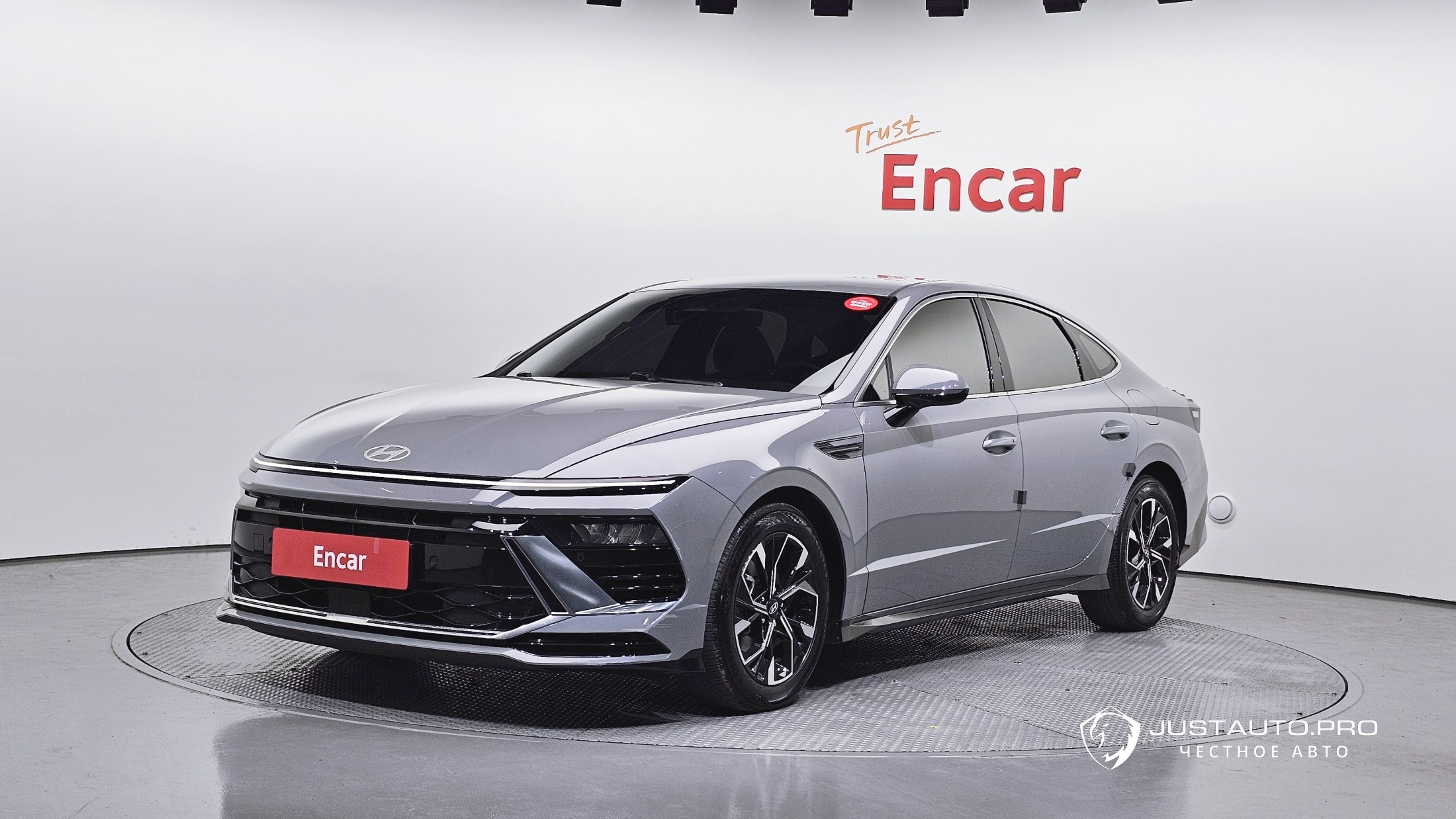 Автомобиль Hyundai Sonata