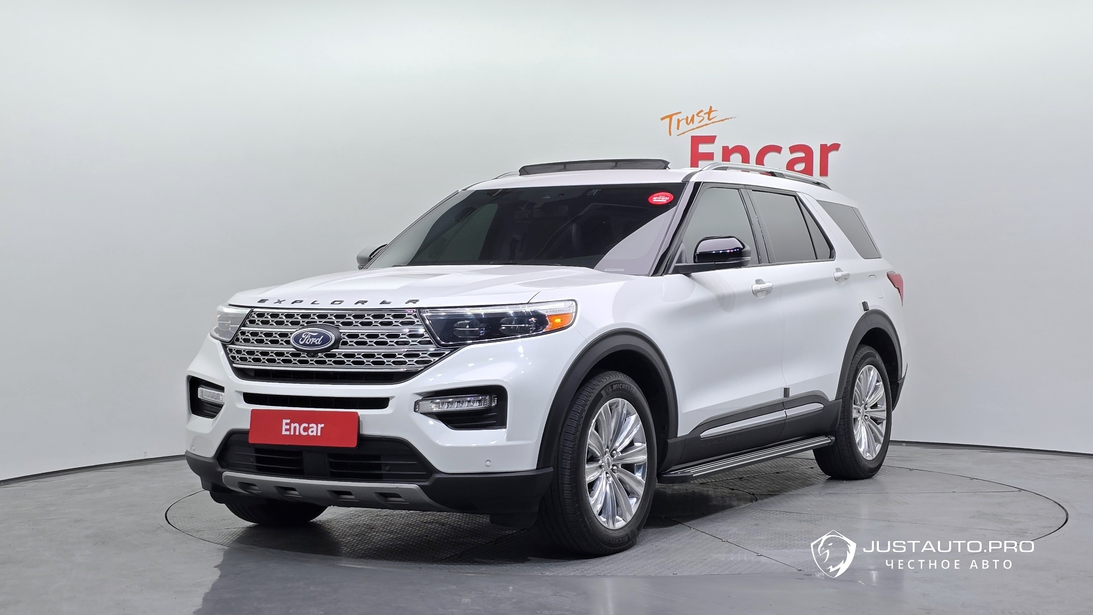 Автомобиль Ford Explorer