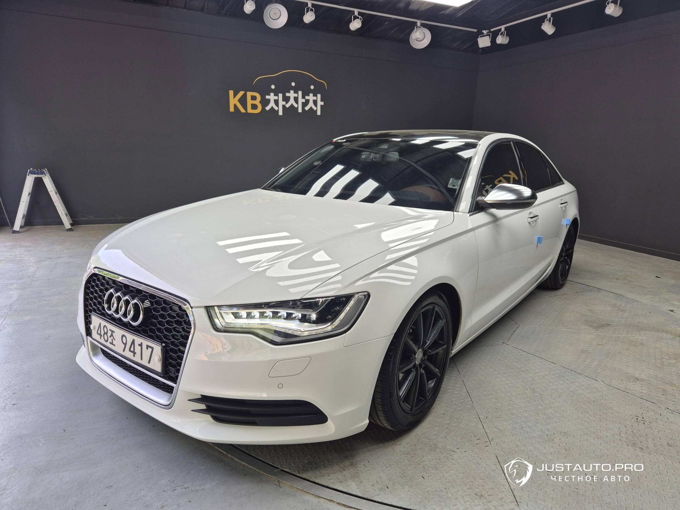 Автомобиль Audi A6